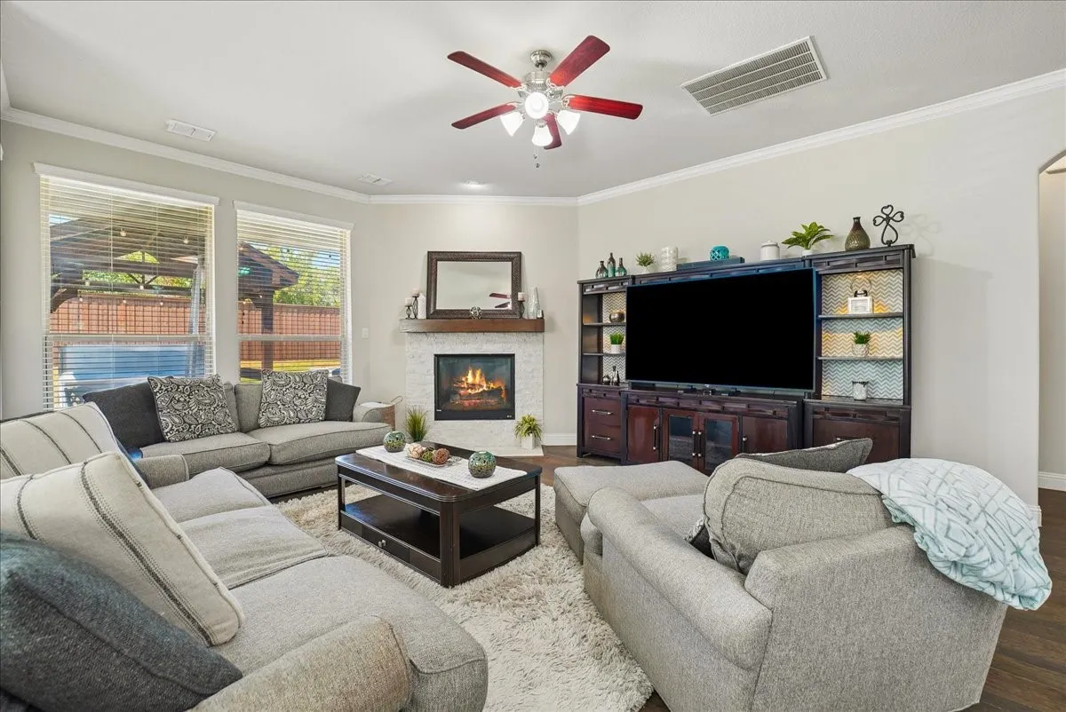 Single Family Residence For Sale in Tarrant County , 6749 Cambridge Drive, North Richland Hills, Texas 76180, 4 Bedroom, 3 Bathroom, 2 Garage spaces, 3,226 Sqft, built in 2017, mls#21363978, Real Estate Agent in North Richland Hills, Homes For Sale in Tarrant county, Homes For Sale in North Richland Hills, Realtor in North Richland Hills Texas, Real Estate Brokerage Independent Realty Texas, Luminita Cordes Realtor