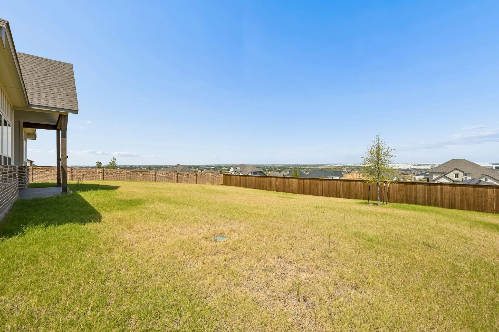 Single Family Residence For Sale in Tarrant County , 805 Feathergrass Court, Haslet, Texas 76052, 4 Bedroom, 3 Bathroom, 2 Garage spaces, 3,010 Sqft, built in 2024, mls#21369297, Real Estate Agent in Haslet, Homes For Sale in Tarrant county, Homes For Sale in Haslet, Realtor in Haslet Texas, Real Estate Brokerage Independent Realty Texas, Luminita Cordes Realtor