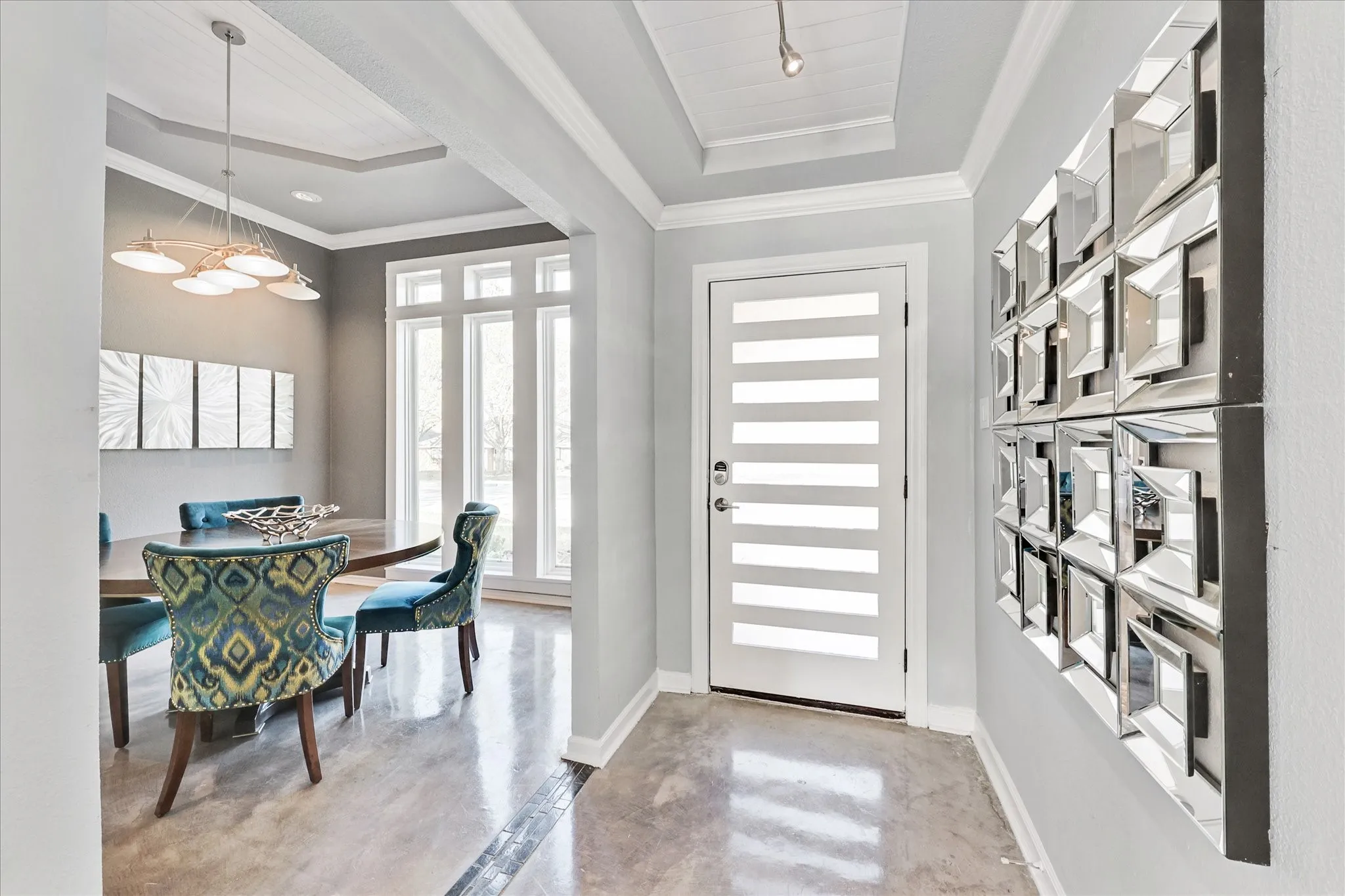 Single Family Residence For Rent in Dallas County , 12614 Whispering Hills Drive, Dallas, Texas 75243, 4 Bedroom, 3 Bathroom, 2 Garage spaces, 2,368 Sqft, built in 1979, mls#21376860, Real Estate Agent in Dallas, Homes For Rent in Dallas county, Homes For Rent in Dallas, Realtor in Dallas Texas, Real Estate Brokerage Independent Realty Texas, Luminita Cordes Realtor