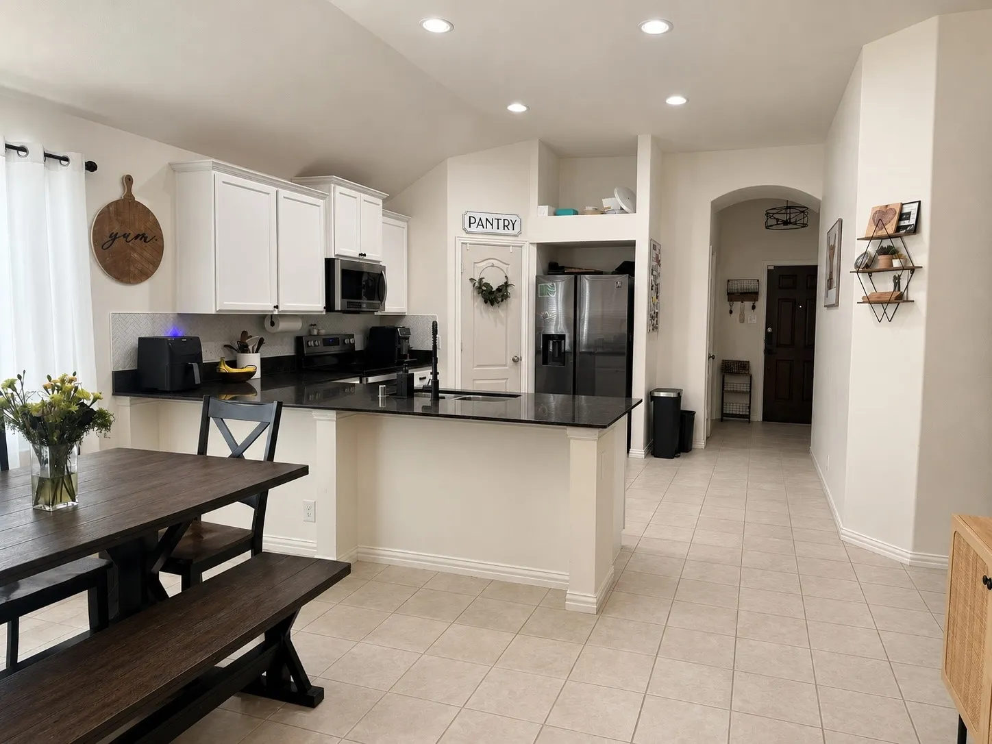 Single Family Residence For Rent in Tarrant County , 4900 Lemon Grove Drive, Fort Worth, Texas 76135, 4 Bedroom, 2 Bathroom, 2 Garage spaces, 1,952 Sqft, built in 2014, mls#21376878, Real Estate Agent in Fort Worth, Homes For Rent in Tarrant county, Homes For Rent in Fort Worth, Realtor in Fort Worth Texas, Real Estate Brokerage Independent Realty Texas, Luminita Cordes Realtor