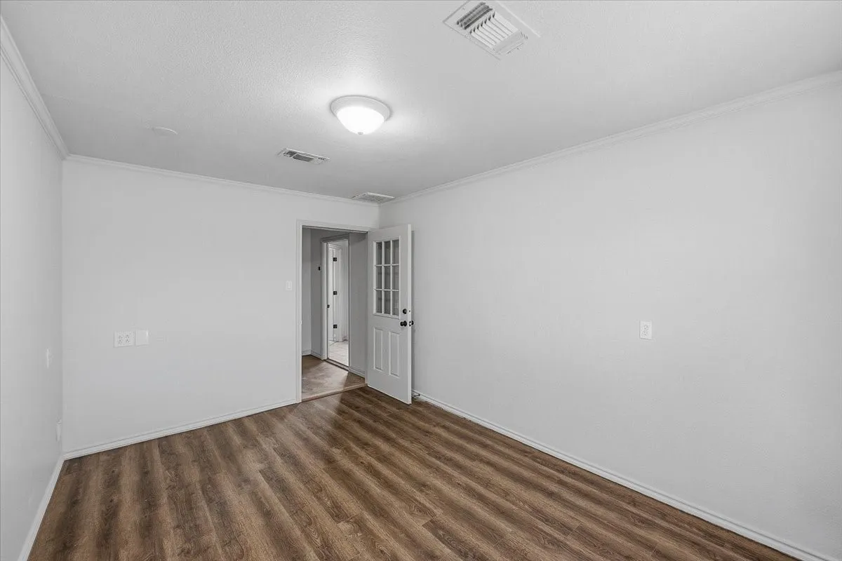 Single Family Residence For Sale in Parker County , 105 Savannah Drive, Weatherford, Texas 76087, 3 Bedroom, 2 Bathroom, 2 Garage spaces, 1,837 Sqft, built in 2005, mls#21373833, Real Estate Agent in Weatherford, Homes For Sale in Parker county, Homes For Sale in Weatherford, Realtor in Weatherford Texas, Real Estate Brokerage Independent Realty Texas, Luminita Cordes Realtor