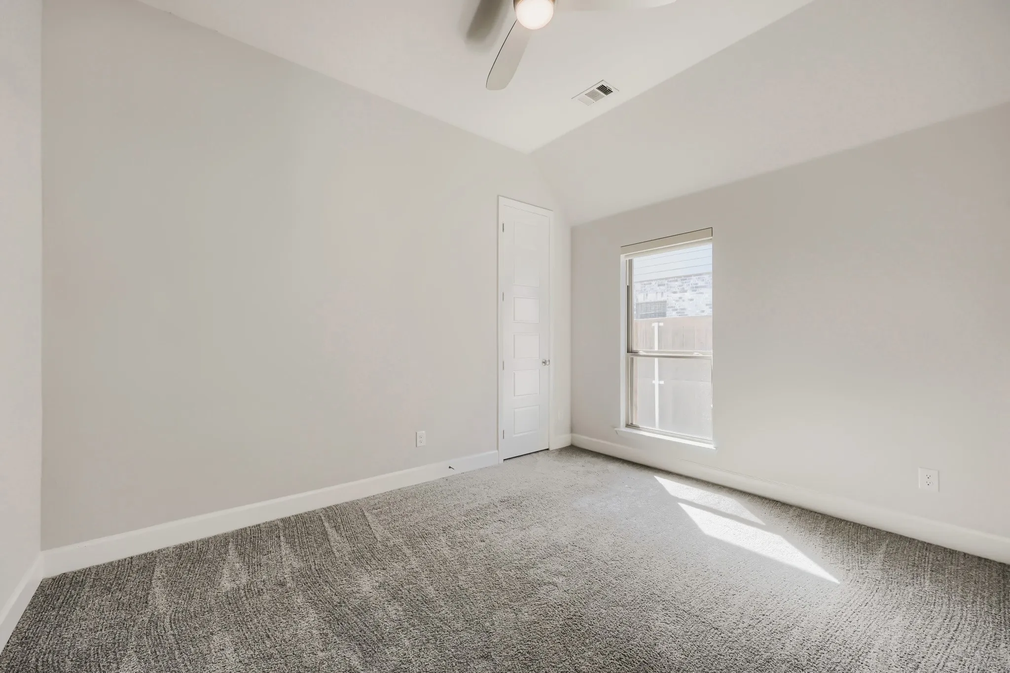 Single Family Residence For Sale in Johnson County , 1505 Misty Pasture Way, Mansfield, Texas 76063, 4 Bedroom, 3 Bathroom, 1 Garage spaces, 2,428 Sqft, built in 2023, mls#21376890, Real Estate Agent in Mansfield, Homes For Sale in Johnson county, Homes For Sale in Mansfield, Realtor in Mansfield Texas, Real Estate Brokerage Independent Realty Texas, Luminita Cordes Realtor