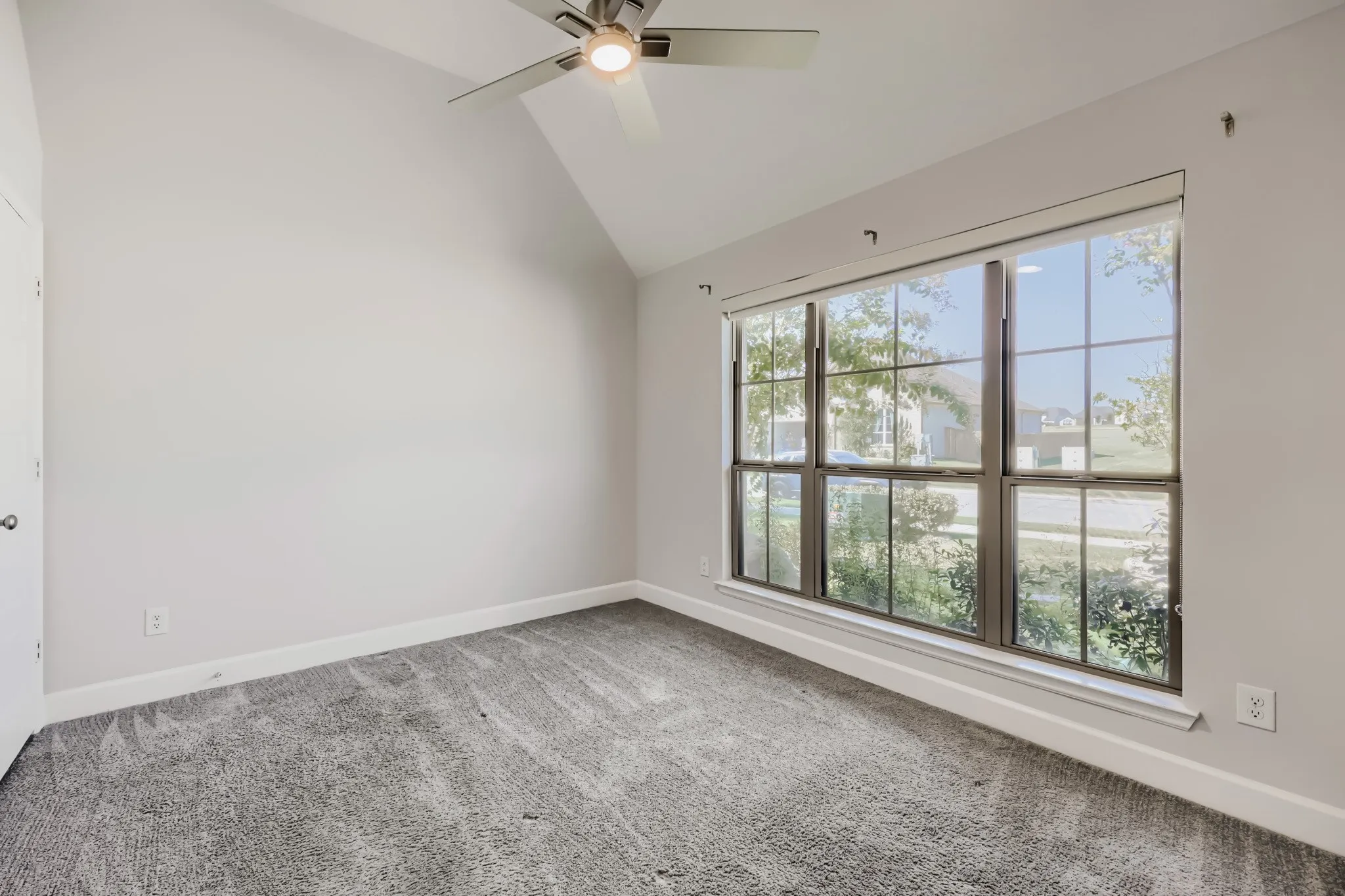 Single Family Residence For Sale in Johnson County , 1505 Misty Pasture Way, Mansfield, Texas 76063, 4 Bedroom, 3 Bathroom, 1 Garage spaces, 2,428 Sqft, built in 2023, mls#21376890, Real Estate Agent in Mansfield, Homes For Sale in Johnson county, Homes For Sale in Mansfield, Realtor in Mansfield Texas, Real Estate Brokerage Independent Realty Texas, Luminita Cordes Realtor