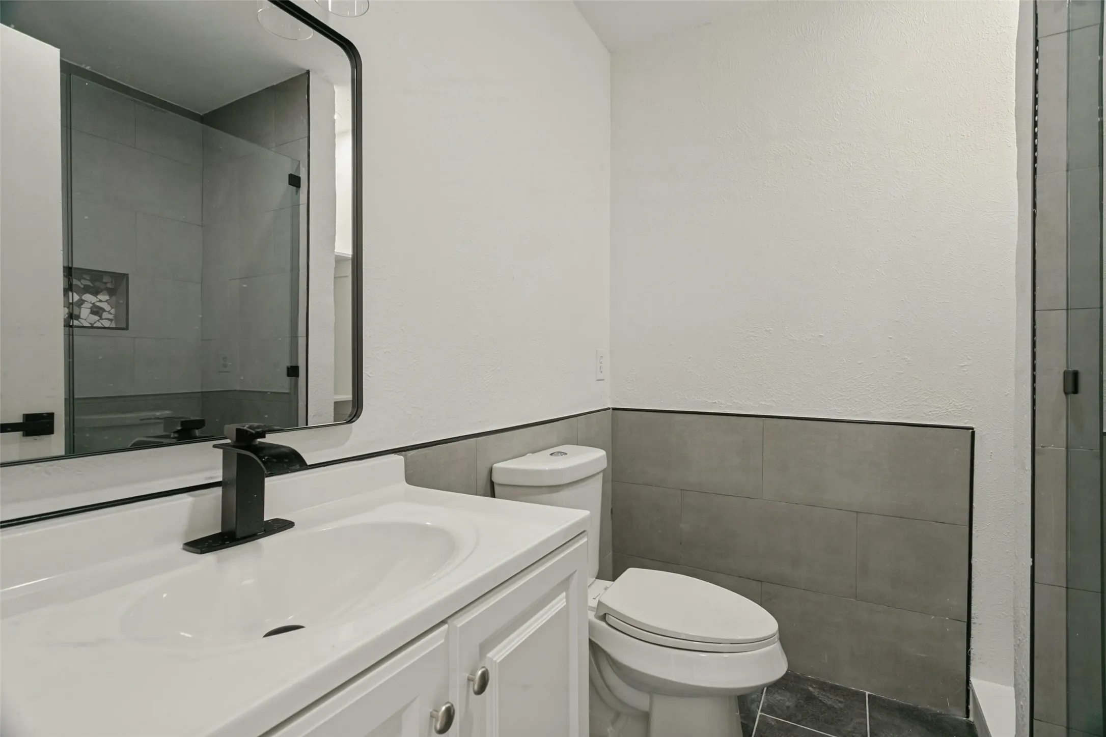 Single Family Residence For Sale in Denton County , 1742 Marblehead Drive, Lewisville, Texas 75067, 3 Bedroom, 2 Bathroom, 2 Garage spaces, 1,587 Sqft, built in 1971, mls#21376879, Real Estate Agent in Lewisville, Homes For Sale in Denton county, Homes For Sale in Lewisville, Realtor in Lewisville Texas, Real Estate Brokerage Independent Realty Texas, Luminita Cordes Realtor