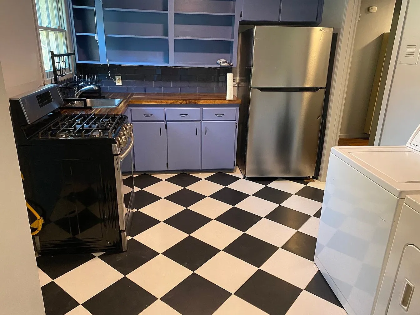 Single Family Residence For Rent in Dallas County , 6343 Parkdale Drive, Dallas, Texas 75227, 2 Bedroom, 1 Bathroom, 1 Garage spaces, 1,030 Sqft, built in 1950, mls#21376903, Real Estate Agent in Dallas, Homes For Rent in Dallas county, Homes For Rent in Dallas, Realtor in Dallas Texas, Real Estate Brokerage Independent Realty Texas, Luminita Cordes Realtor