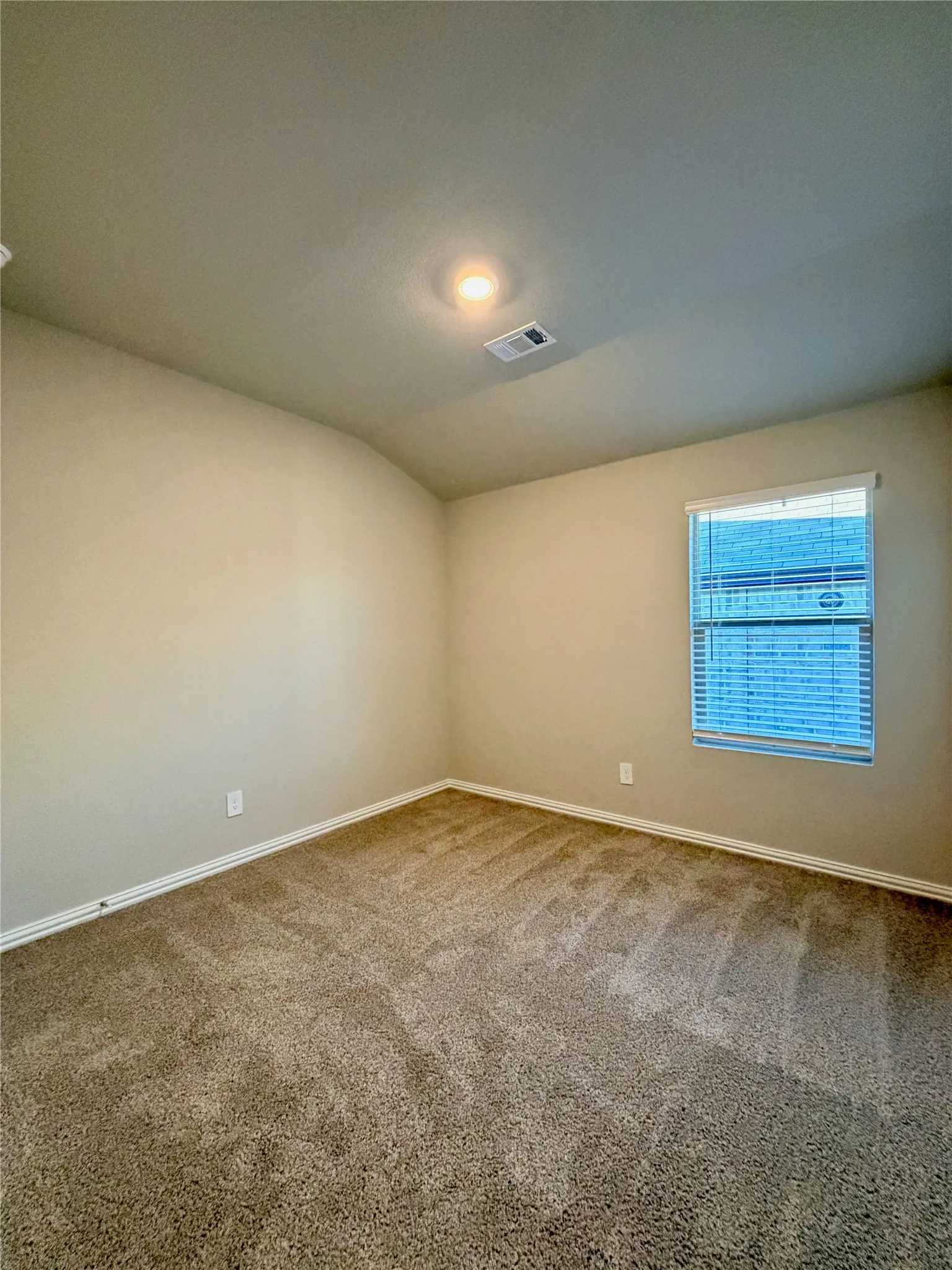 Single Family Residence For Rent in Grayson County , 2209 Dunbar Drive, Sherman, Texas 75092, 3 Bedroom, 2 Bathroom, 2 Garage spaces, 1,659 Sqft, built in 2025, mls#21376907, Real Estate Agent in Sherman, Homes For Rent in Grayson county, Homes For Rent in Sherman, Realtor in Sherman Texas, Real Estate Brokerage Independent Realty Texas, Luminita Cordes Realtor