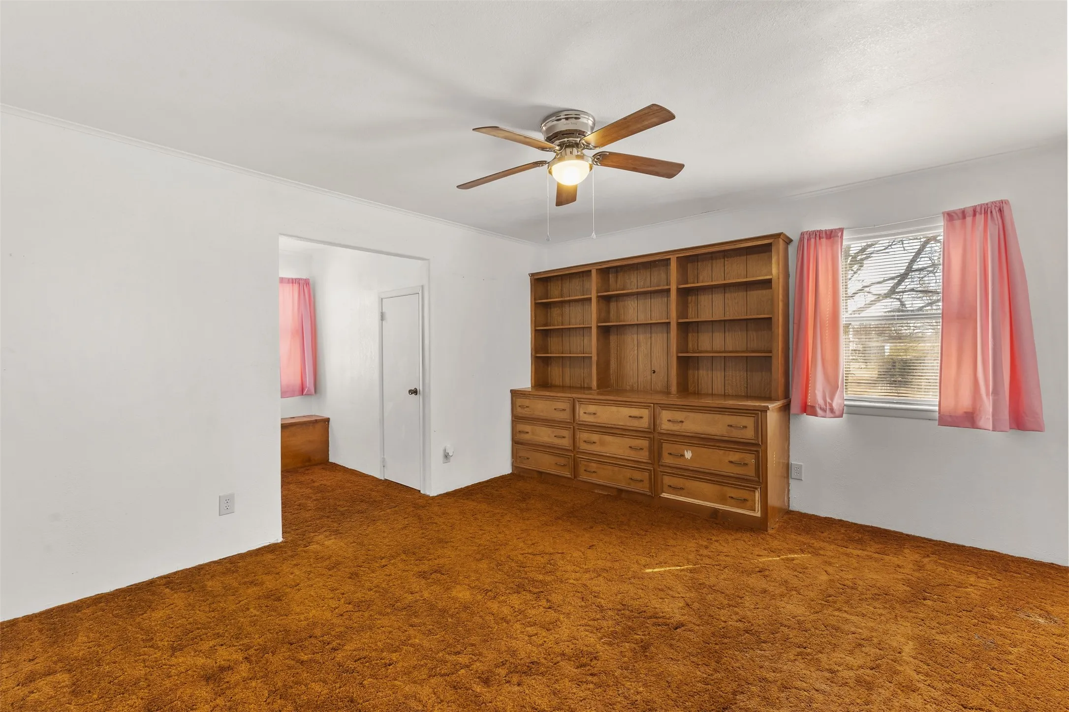 Single Family Residence For Sale in Hopkins County , 6024 FM 1870, Sulphur Springs, Texas 75482, 3 Bedroom, 3 Bathroom, Garage spaces, 2,309 Sqft, built in 1978, mls#21376913, Real Estate Agent in Sulphur Springs, Homes For Sale in Hopkins county, Homes For Sale in Sulphur Springs, Realtor in Sulphur Springs Texas, Real Estate Brokerage Independent Realty Texas, Luminita Cordes Realtor