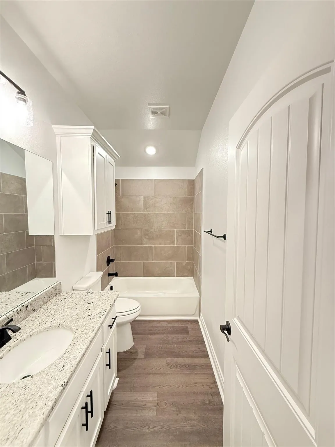 Single Family Residence For Rent in Hunt County , 1215 Brad Kellar Drive, Greenville, Texas 75402, 4 Bedroom, 2 Bathroom, 2 Garage spaces, 1,704 Sqft, built in 2025, mls#21376917, Real Estate Agent in Greenville, Homes For Rent in Hunt county, Homes For Rent in Greenville, Realtor in Greenville Texas, Real Estate Brokerage Independent Realty Texas, Luminita Cordes Realtor