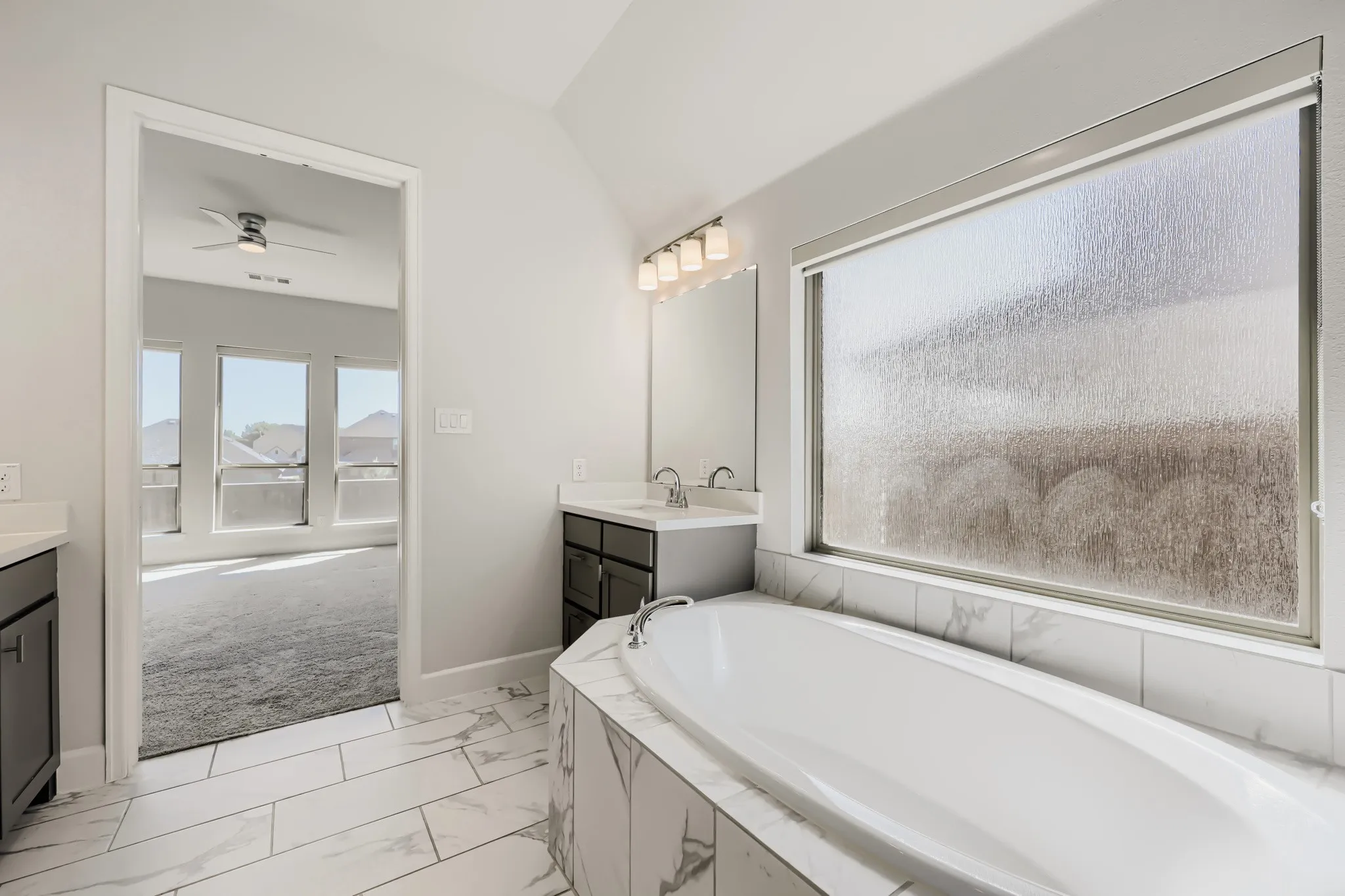 Single Family Residence For Rent in Johnson County , 1505 Misty Pasture Way, Mansfield, Texas 76063, 4 Bedroom, 3 Bathroom, 1 Garage spaces, 2,428 Sqft, built in 2023, mls#21376923, Real Estate Agent in Mansfield, Homes For Rent in Johnson county, Homes For Rent in Mansfield, Realtor in Mansfield Texas, Real Estate Brokerage Independent Realty Texas, Luminita Cordes Realtor