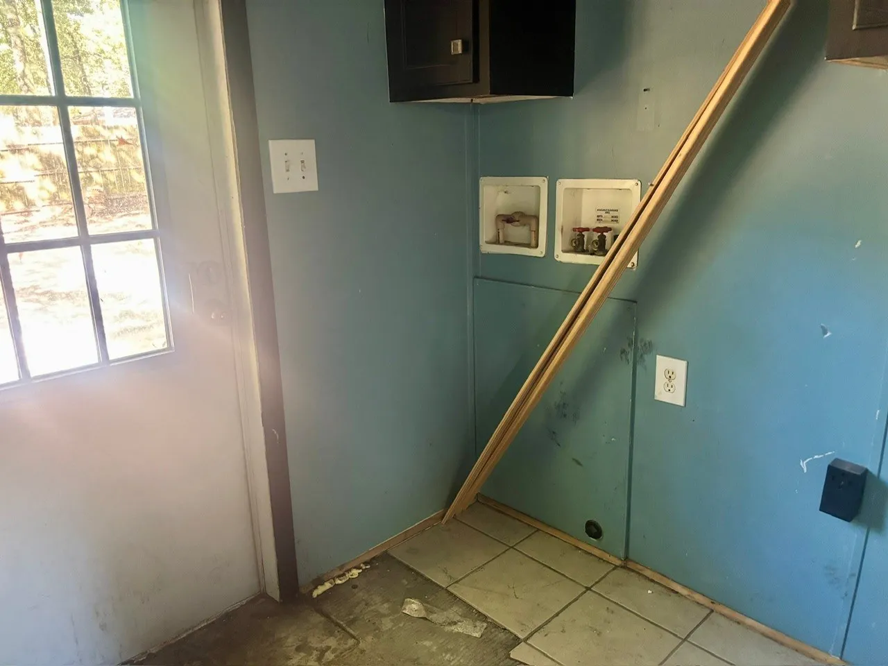 Mobile Home For Sale in Henderson County , 144 Vistaridge Drive, Gun Barrel City, Texas 75156, 3 Bedroom, 2 Bathroom, Garage spaces, 1,216 Sqft, built in 2004, mls#21376919, Real Estate Agent in Gun Barrel City, Homes For Sale in Henderson county, Homes For Sale in Gun Barrel City, Realtor in Gun Barrel City Texas, Real Estate Brokerage Independent Realty Texas, Luminita Cordes Realtor