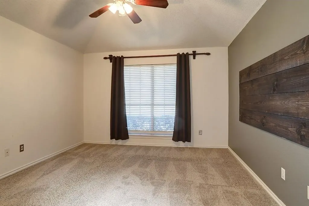 Single Family Residence For Rent in Denton County , 4206 Wild Plum Drive, Carrollton, Texas 75010, 3 Bedroom, 2 Bathroom, 2 Garage spaces, 1,539 Sqft, built in 1994, mls#21367293, Real Estate Agent in Carrollton, Homes For Rent in Denton county, Homes For Rent in Carrollton, Realtor in Carrollton Texas, Real Estate Brokerage Independent Realty Texas, Luminita Cordes Realtor