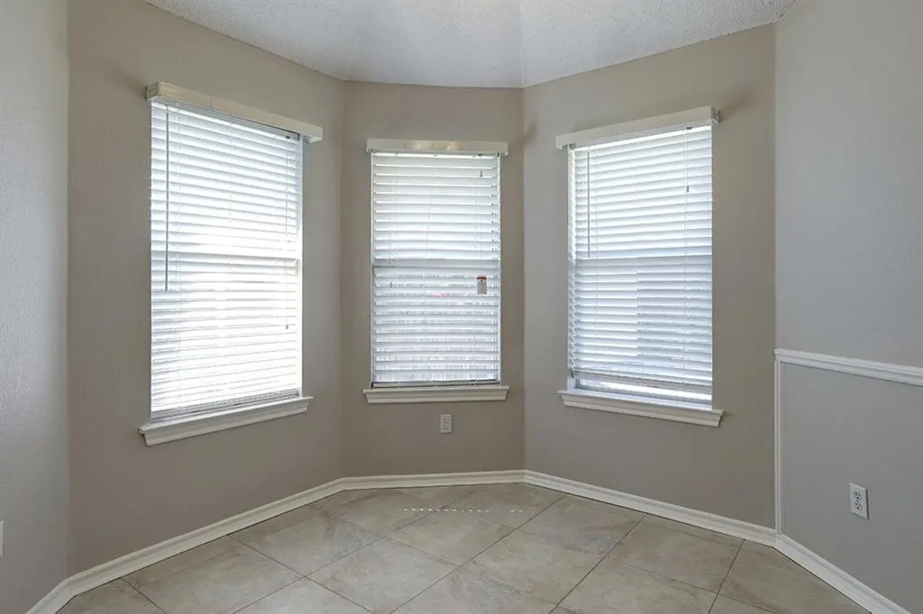 Single Family Residence For Rent in Denton County , 4206 Wild Plum Drive, Carrollton, Texas 75010, 3 Bedroom, 2 Bathroom, 2 Garage spaces, 1,539 Sqft, built in 1994, mls#21367293, Real Estate Agent in Carrollton, Homes For Rent in Denton county, Homes For Rent in Carrollton, Realtor in Carrollton Texas, Real Estate Brokerage Independent Realty Texas, Luminita Cordes Realtor