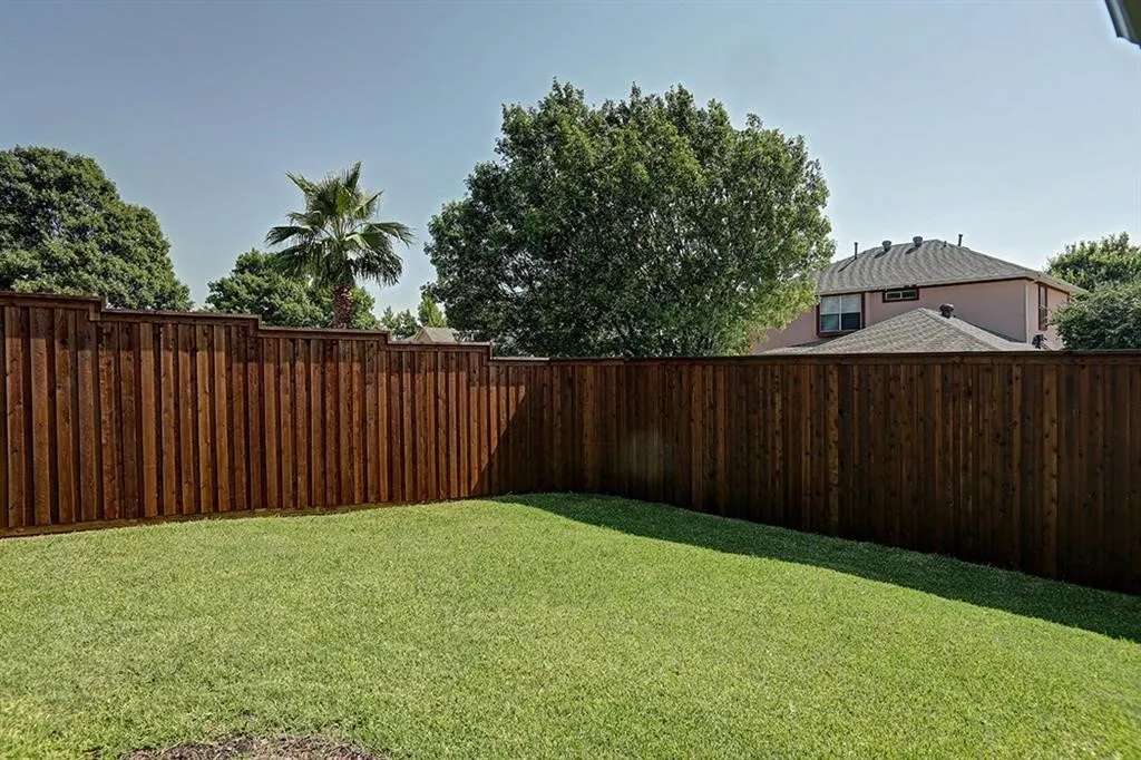 Single Family Residence For Rent in Denton County , 4206 Wild Plum Drive, Carrollton, Texas 75010, 3 Bedroom, 2 Bathroom, 2 Garage spaces, 1,539 Sqft, built in 1994, mls#21367293, Real Estate Agent in Carrollton, Homes For Rent in Denton county, Homes For Rent in Carrollton, Realtor in Carrollton Texas, Real Estate Brokerage Independent Realty Texas, Luminita Cordes Realtor