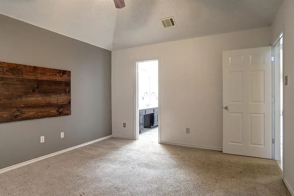 Single Family Residence For Rent in Denton County , 4206 Wild Plum Drive, Carrollton, Texas 75010, 3 Bedroom, 2 Bathroom, 2 Garage spaces, 1,539 Sqft, built in 1994, mls#21367293, Real Estate Agent in Carrollton, Homes For Rent in Denton county, Homes For Rent in Carrollton, Realtor in Carrollton Texas, Real Estate Brokerage Independent Realty Texas, Luminita Cordes Realtor