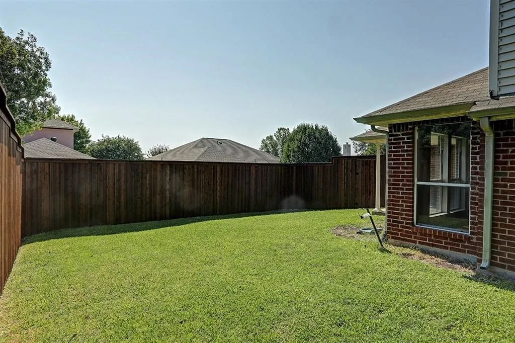 Single Family Residence For Rent in Denton County , 4206 Wild Plum Drive, Carrollton, Texas 75010, 3 Bedroom, 2 Bathroom, 2 Garage spaces, 1,539 Sqft, built in 1994, mls#21367293, Real Estate Agent in Carrollton, Homes For Rent in Denton county, Homes For Rent in Carrollton, Realtor in Carrollton Texas, Real Estate Brokerage Independent Realty Texas, Luminita Cordes Realtor