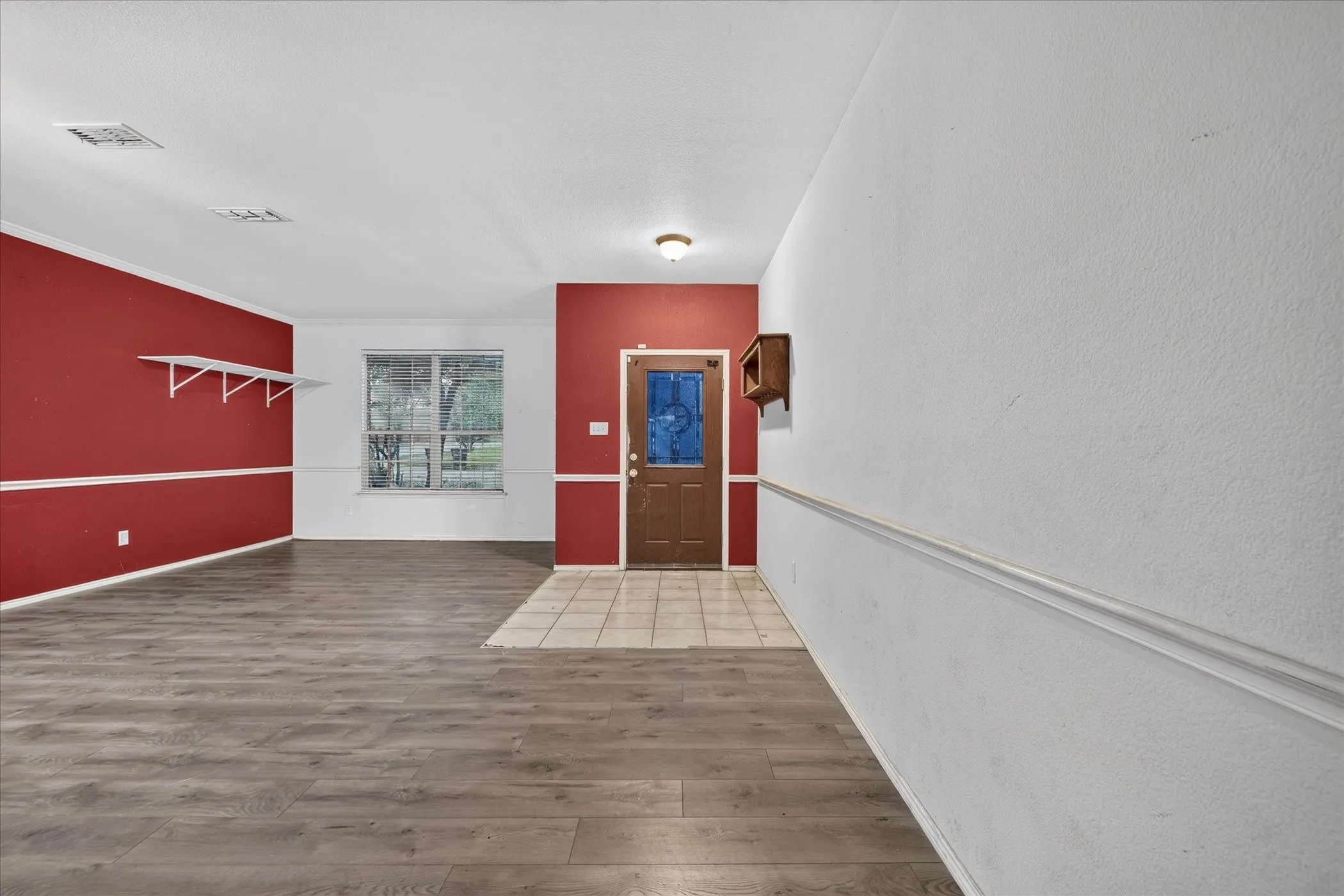 Single Family Residence For Sale in Tarrant County , 10369 Bradshaw Drive, Fort Worth, Texas 76108, 4 Bedroom, 3 Bathroom, 2 Garage spaces, 2,980 Sqft, built in 2007, mls#21374113, Real Estate Agent in Fort Worth, Homes For Sale in Tarrant county, Homes For Sale in Fort Worth, Realtor in Fort Worth Texas, Real Estate Brokerage Independent Realty Texas, Luminita Cordes Realtor