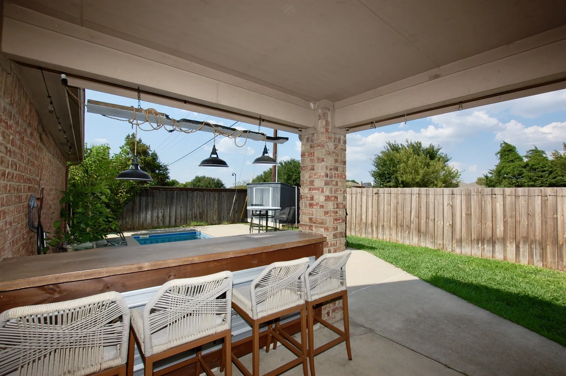Single Family Residence For Sale in Kaufman County , 226 Starlight Drive, Forney, Texas 75126, 3 Bedroom, 2 Bathroom, 2 Garage spaces, 1,598 Sqft, built in 2004, mls#21371614, Real Estate Agent in Forney, Homes For Sale in Kaufman county, Homes For Sale in Forney, Realtor in Forney Texas, Real Estate Brokerage Independent Realty Texas, Luminita Cordes Realtor