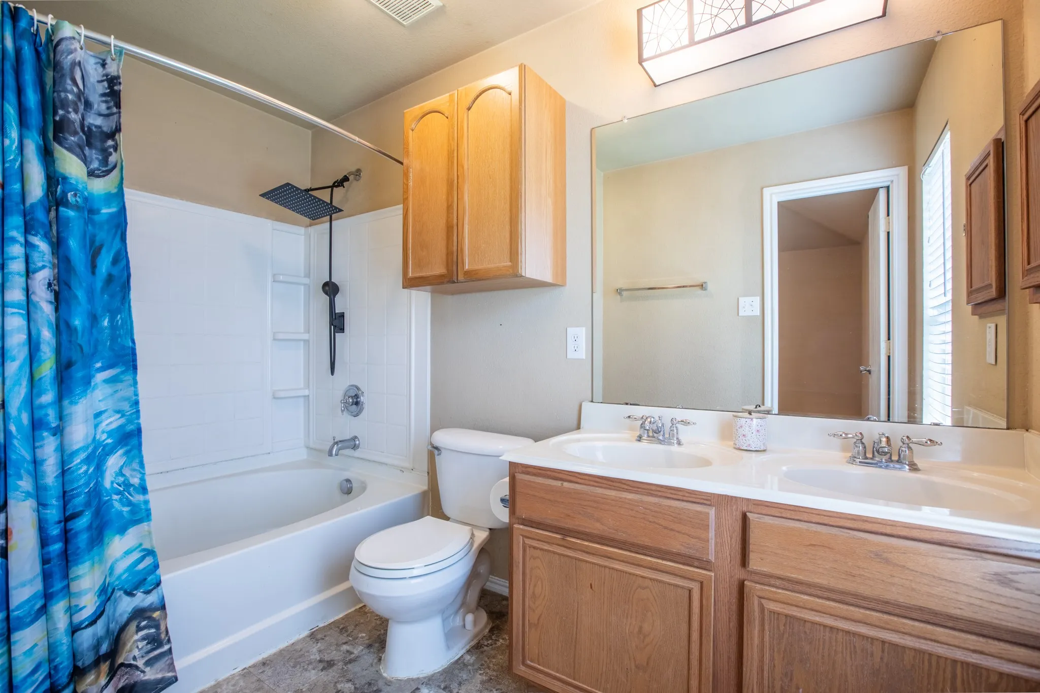 Single Family Residence For Sale in Kaufman County , 226 Starlight Drive, Forney, Texas 75126, 3 Bedroom, 2 Bathroom, 2 Garage spaces, 1,598 Sqft, built in 2004, mls#21371614, Real Estate Agent in Forney, Homes For Sale in Kaufman county, Homes For Sale in Forney, Realtor in Forney Texas, Real Estate Brokerage Independent Realty Texas, Luminita Cordes Realtor