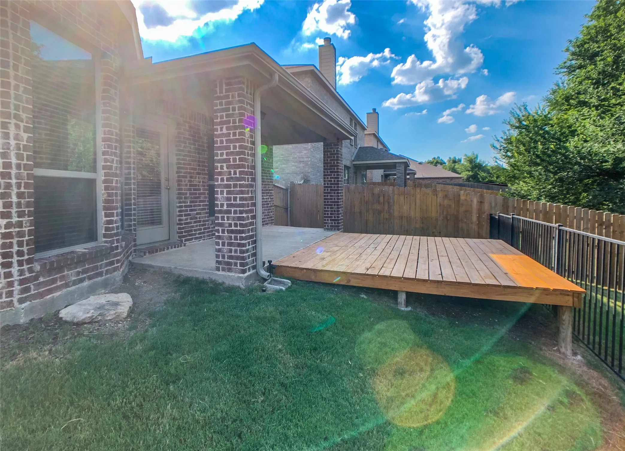 Single Family Residence For Rent in Collin County , 3102 Whispering Pine Boulevard, Melissa, Texas 75454, 3 Bedroom, 2 Bathroom, 2 Garage spaces, 1,718 Sqft, built in 2013, mls#21376891, Real Estate Agent in Melissa, Homes For Rent in Collin county, Homes For Rent in Melissa, Realtor in Melissa Texas, Real Estate Brokerage Independent Realty Texas, Luminita Cordes Realtor