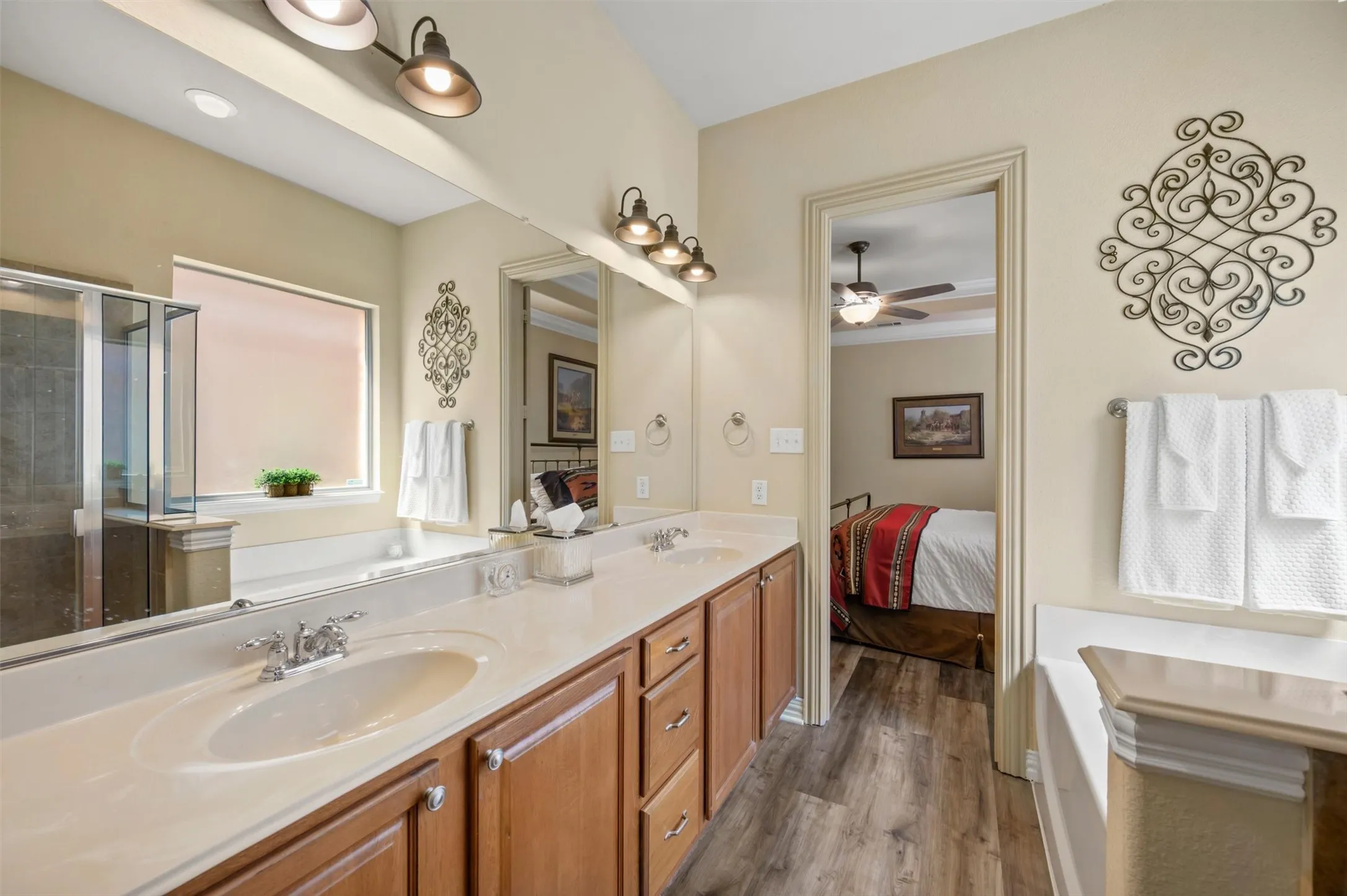 Single Family Residence For Sale in Denton County , 1480 Bristol Lane, Lewisville, Texas 75077, 3 Bedroom, 3 Bathroom, 2 Garage spaces, 2,386 Sqft, built in 2006, mls#21375759, Real Estate Agent in Lewisville, Homes For Sale in Denton county, Homes For Sale in Lewisville, Realtor in Lewisville Texas, Real Estate Brokerage Independent Realty Texas, Luminita Cordes Realtor