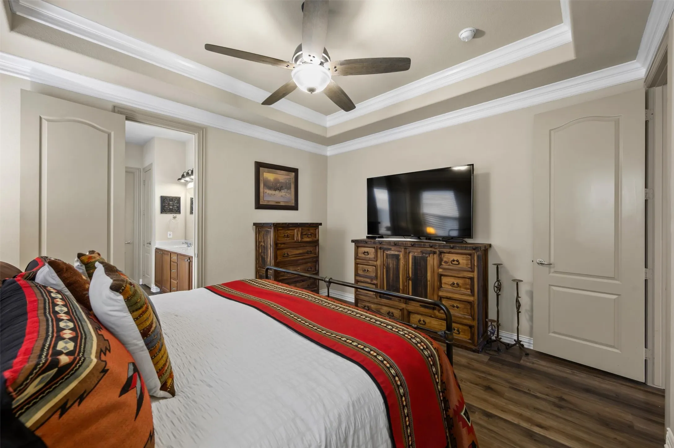 Single Family Residence For Sale in Denton County , 1480 Bristol Lane, Lewisville, Texas 75077, 3 Bedroom, 3 Bathroom, 2 Garage spaces, 2,386 Sqft, built in 2006, mls#21375759, Real Estate Agent in Lewisville, Homes For Sale in Denton county, Homes For Sale in Lewisville, Realtor in Lewisville Texas, Real Estate Brokerage Independent Realty Texas, Luminita Cordes Realtor