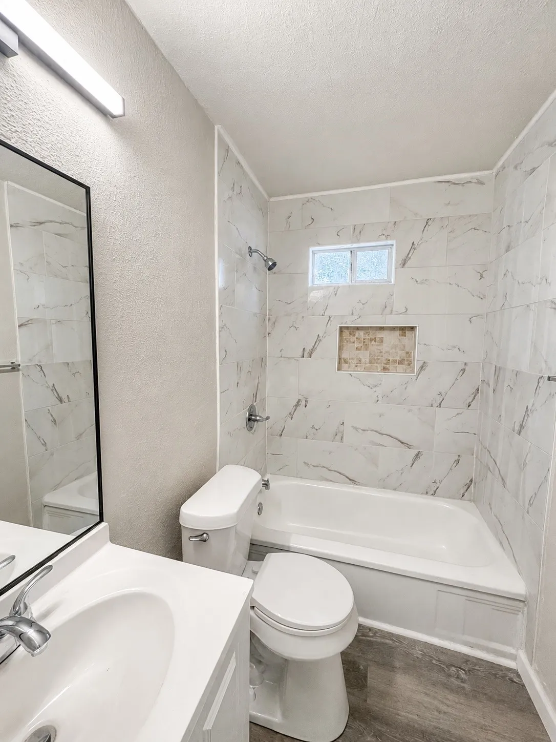 Single Family Residence For Sale in Tarrant County , 2801 Burchill Road S, Fort Worth, Texas 76105, 2 Bedroom, 1 Bathroom, 1 Garage spaces, 710 Sqft, built in 1948, mls#21376941, Real Estate Agent in Fort Worth, Homes For Sale in Tarrant county, Homes For Sale in Fort Worth, Realtor in Fort Worth Texas, Real Estate Brokerage Independent Realty Texas, Luminita Cordes Realtor
