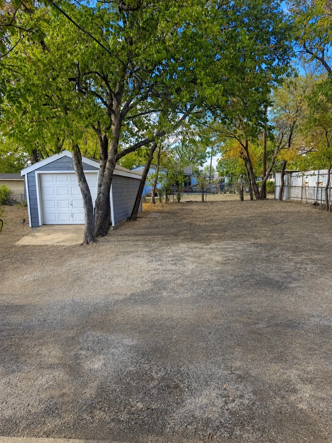 Single Family Residence For Sale in Tarrant County , 2801 Burchill Road S, Fort Worth, Texas 76105, 2 Bedroom, 1 Bathroom, 1 Garage spaces, 710 Sqft, built in 1948, mls#21376941, Real Estate Agent in Fort Worth, Homes For Sale in Tarrant county, Homes For Sale in Fort Worth, Realtor in Fort Worth Texas, Real Estate Brokerage Independent Realty Texas, Luminita Cordes Realtor