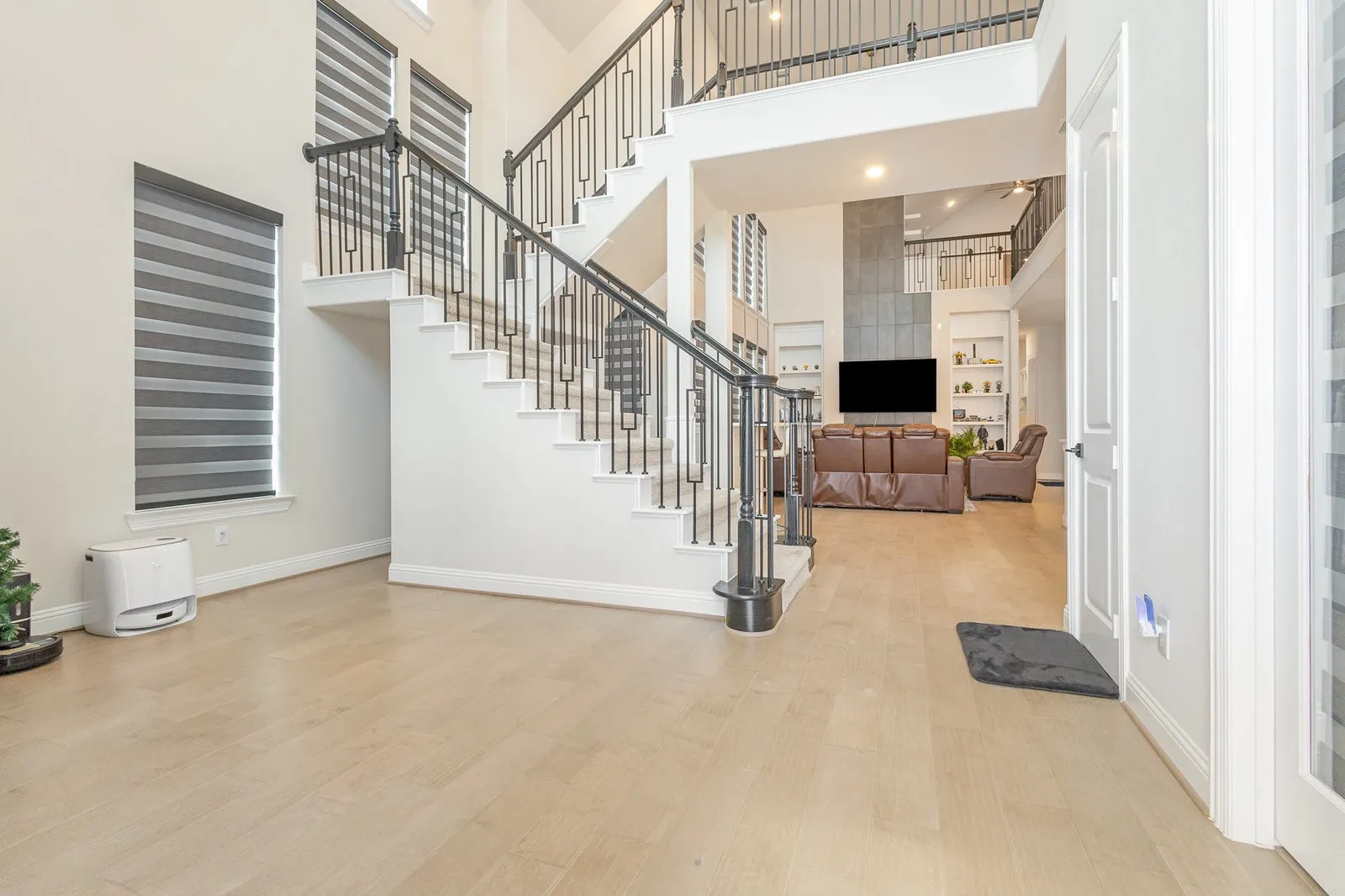Single Family Residence For Rent in Collin County , 4954 Daybreak Drive, Mc Kinney, Texas 75070, 4 Bedroom, 4 Bathroom, 2 Garage spaces, 3,507 Sqft, built in 2024, mls#21372866, Real Estate Agent in Mc Kinney, Homes For Rent in Collin county, Homes For Rent in Mc Kinney, Realtor in Mc Kinney Texas, Real Estate Brokerage Independent Realty Texas, Luminita Cordes Realtor