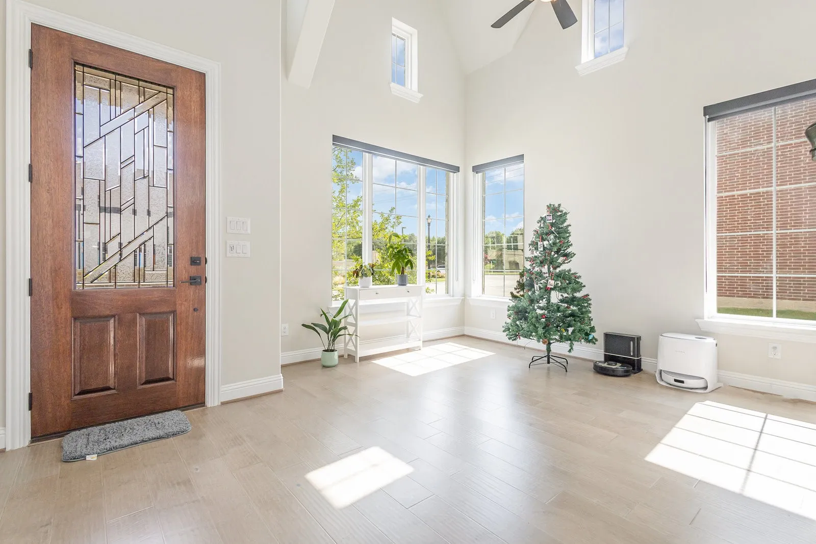 Single Family Residence For Rent in Collin County , 4954 Daybreak Drive, Mc Kinney, Texas 75070, 4 Bedroom, 4 Bathroom, 2 Garage spaces, 3,507 Sqft, built in 2024, mls#21372866, Real Estate Agent in Mc Kinney, Homes For Rent in Collin county, Homes For Rent in Mc Kinney, Realtor in Mc Kinney Texas, Real Estate Brokerage Independent Realty Texas, Luminita Cordes Realtor