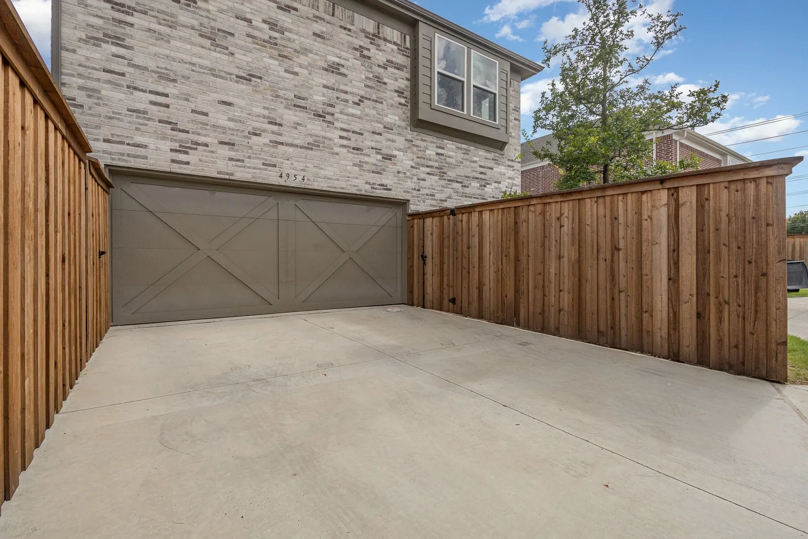 Single Family Residence For Rent in Collin County , 4954 Daybreak Drive, Mc Kinney, Texas 75070, 4 Bedroom, 4 Bathroom, 2 Garage spaces, 3,507 Sqft, built in 2024, mls#21372866, Real Estate Agent in Mc Kinney, Homes For Rent in Collin county, Homes For Rent in Mc Kinney, Realtor in Mc Kinney Texas, Real Estate Brokerage Independent Realty Texas, Luminita Cordes Realtor