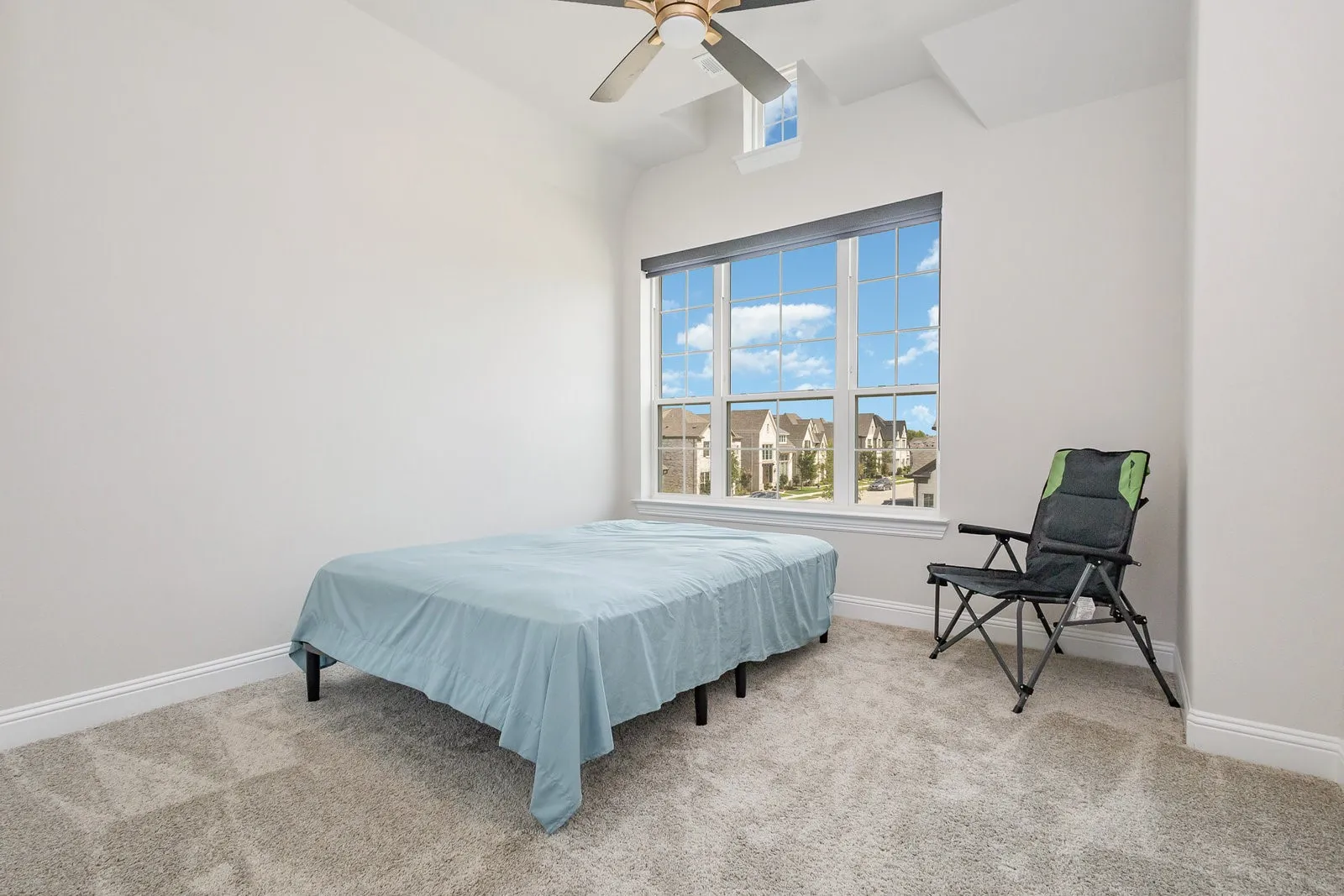Single Family Residence For Rent in Collin County , 4954 Daybreak Drive, Mc Kinney, Texas 75070, 4 Bedroom, 4 Bathroom, 2 Garage spaces, 3,507 Sqft, built in 2024, mls#21372866, Real Estate Agent in Mc Kinney, Homes For Rent in Collin county, Homes For Rent in Mc Kinney, Realtor in Mc Kinney Texas, Real Estate Brokerage Independent Realty Texas, Luminita Cordes Realtor