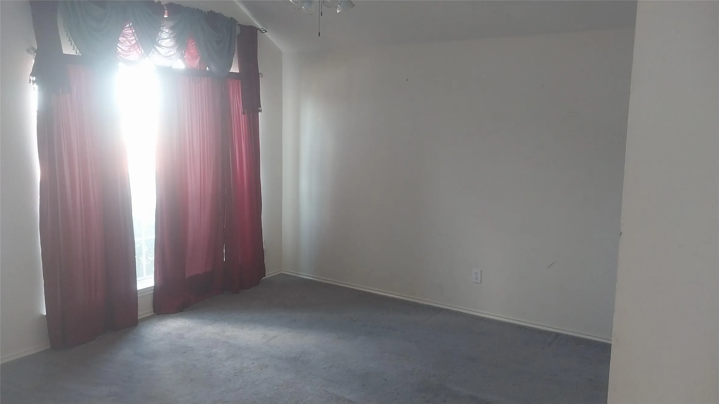 2nd Living Room
