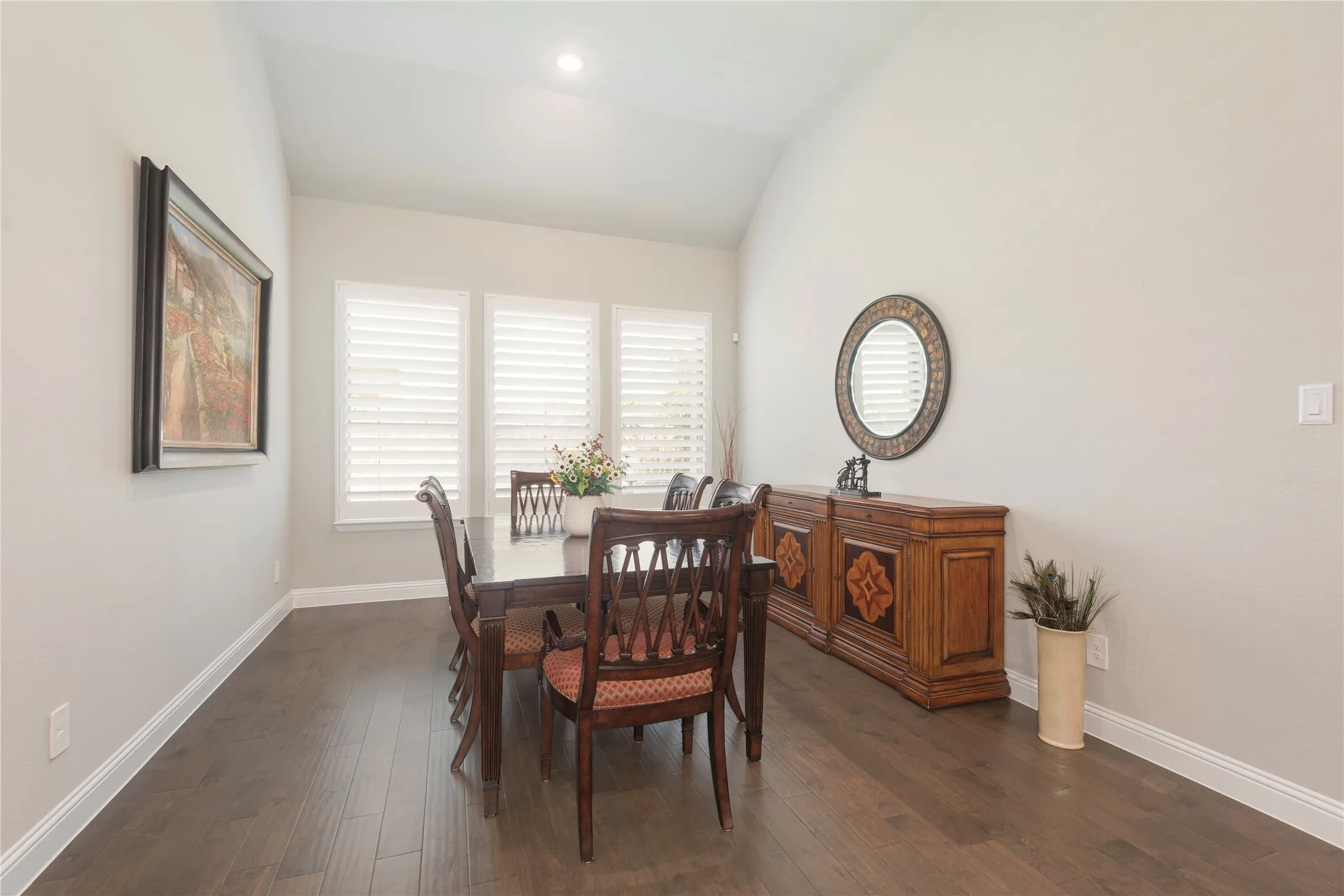 Single Family Residence For Sale in Collin County , 1012 Terra Vista Drive, Allen, Texas 75013, 3 Bedroom, 3 Bathroom, 2 Garage spaces, 2,589 Sqft, built in 2022, mls#21373363, Real Estate Agent in Allen, Homes For Sale in Collin county, Homes For Sale in Allen, Realtor in Allen Texas, Real Estate Brokerage Independent Realty Texas, Luminita Cordes Realtor