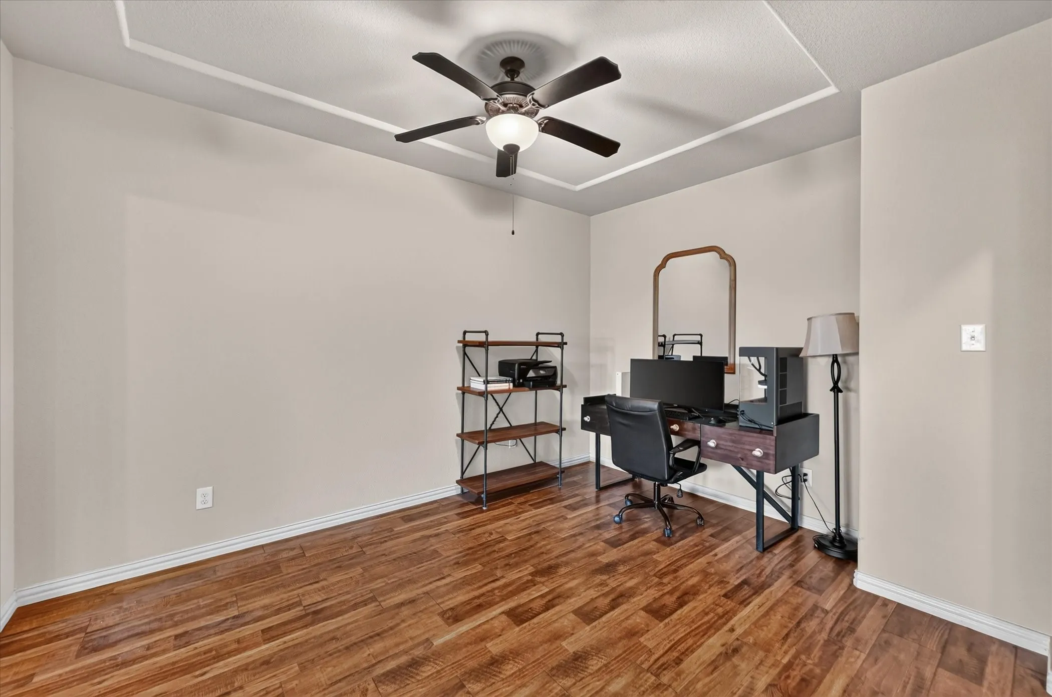 Single Family Residence For Sale in Tarrant County , 1309 Mesa Crest Drive, Fort Worth, Texas 76052, 3 Bedroom, 2 Bathroom, 3 Garage spaces, 2,039 Sqft, built in 2012, mls#21376905, Real Estate Agent in Fort Worth, Homes For Sale in Tarrant county, Homes For Sale in Fort Worth, Realtor in Fort Worth Texas, Real Estate Brokerage Independent Realty Texas, Luminita Cordes Realtor