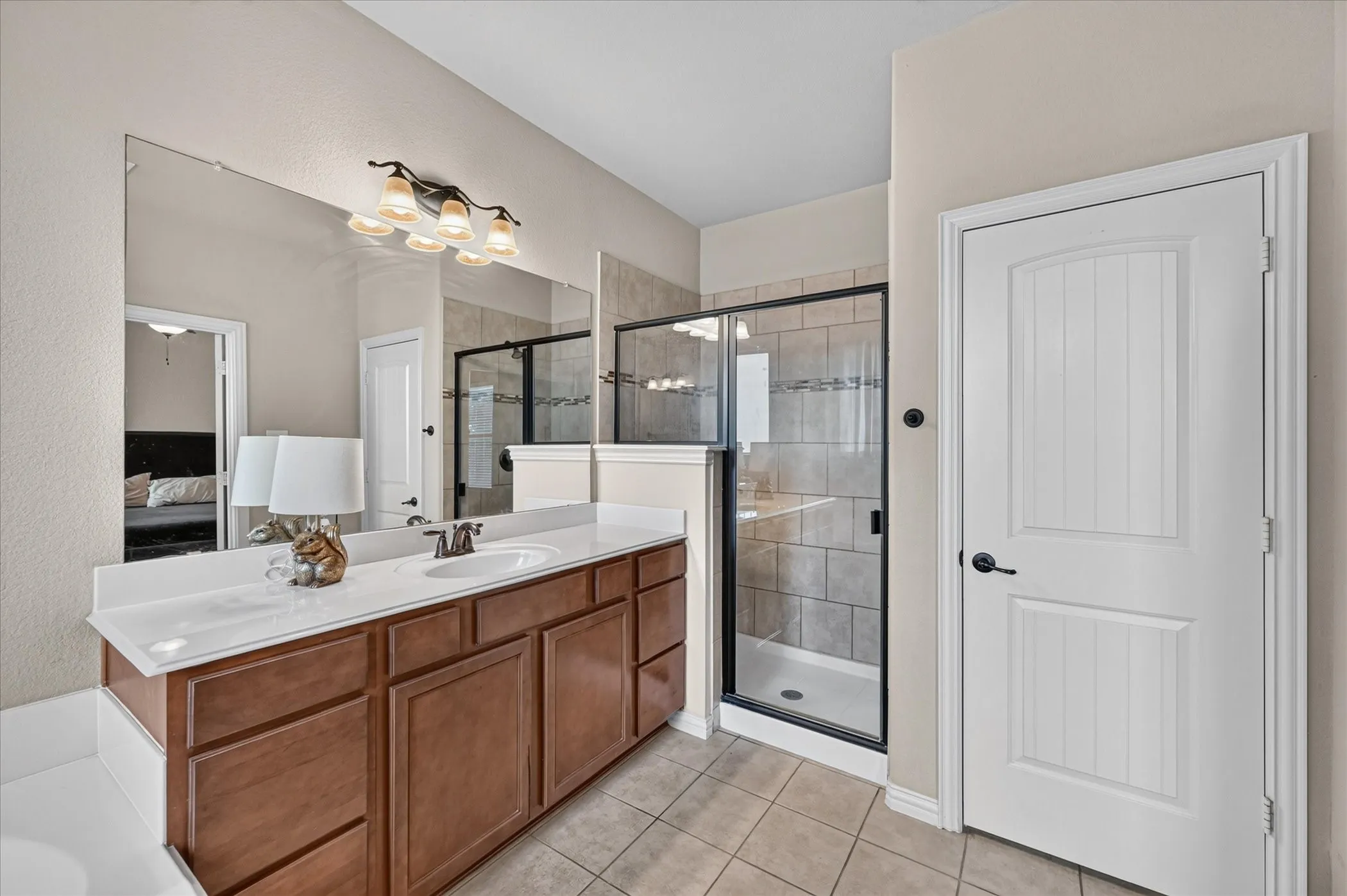 Single Family Residence For Sale in Tarrant County , 1309 Mesa Crest Drive, Fort Worth, Texas 76052, 3 Bedroom, 2 Bathroom, 3 Garage spaces, 2,039 Sqft, built in 2012, mls#21376905, Real Estate Agent in Fort Worth, Homes For Sale in Tarrant county, Homes For Sale in Fort Worth, Realtor in Fort Worth Texas, Real Estate Brokerage Independent Realty Texas, Luminita Cordes Realtor
