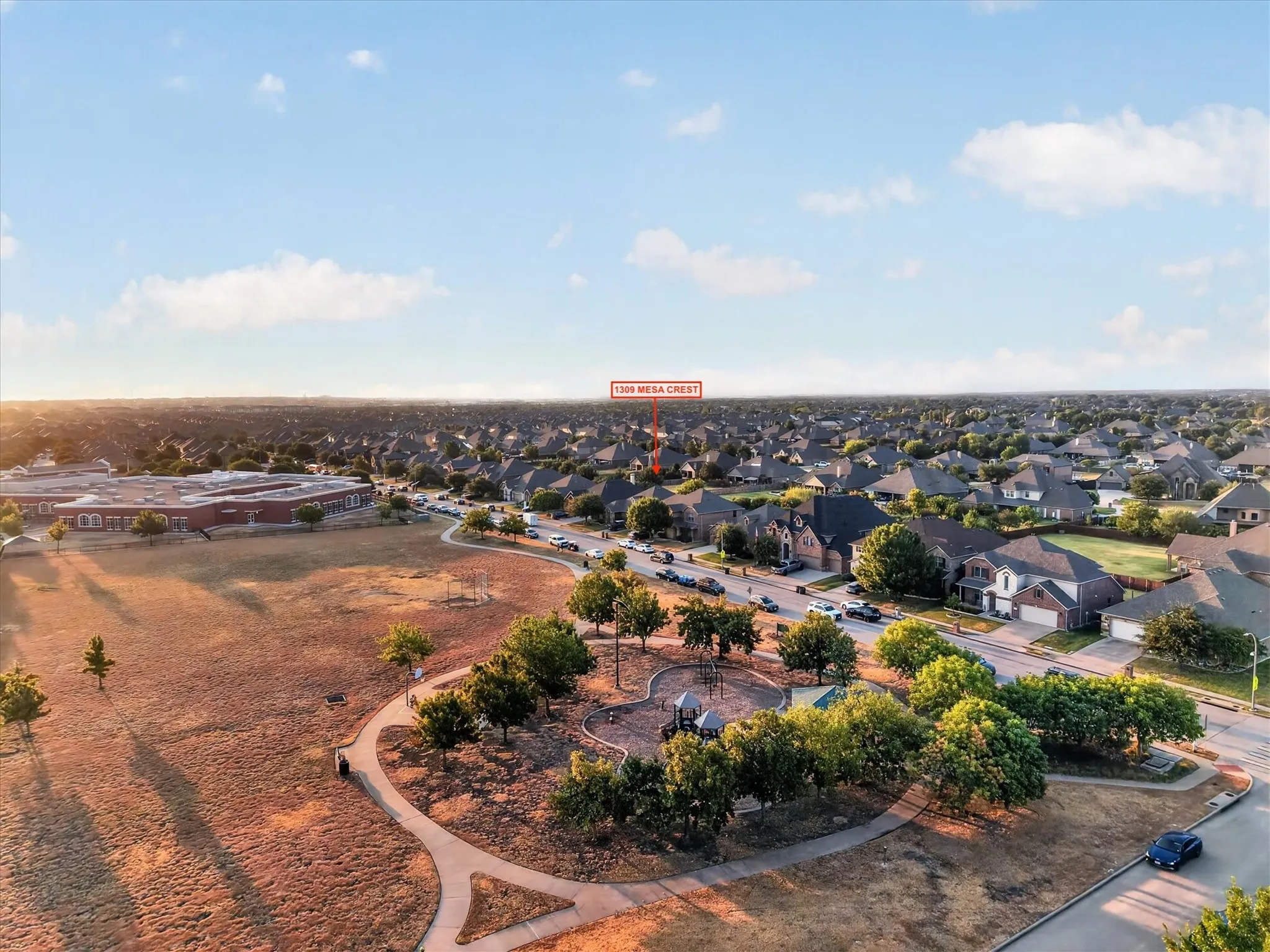 Single Family Residence For Sale in Tarrant County , 1309 Mesa Crest Drive, Fort Worth, Texas 76052, 3 Bedroom, 2 Bathroom, 3 Garage spaces, 2,039 Sqft, built in 2012, mls#21376905, Real Estate Agent in Fort Worth, Homes For Sale in Tarrant county, Homes For Sale in Fort Worth, Realtor in Fort Worth Texas, Real Estate Brokerage Independent Realty Texas, Luminita Cordes Realtor