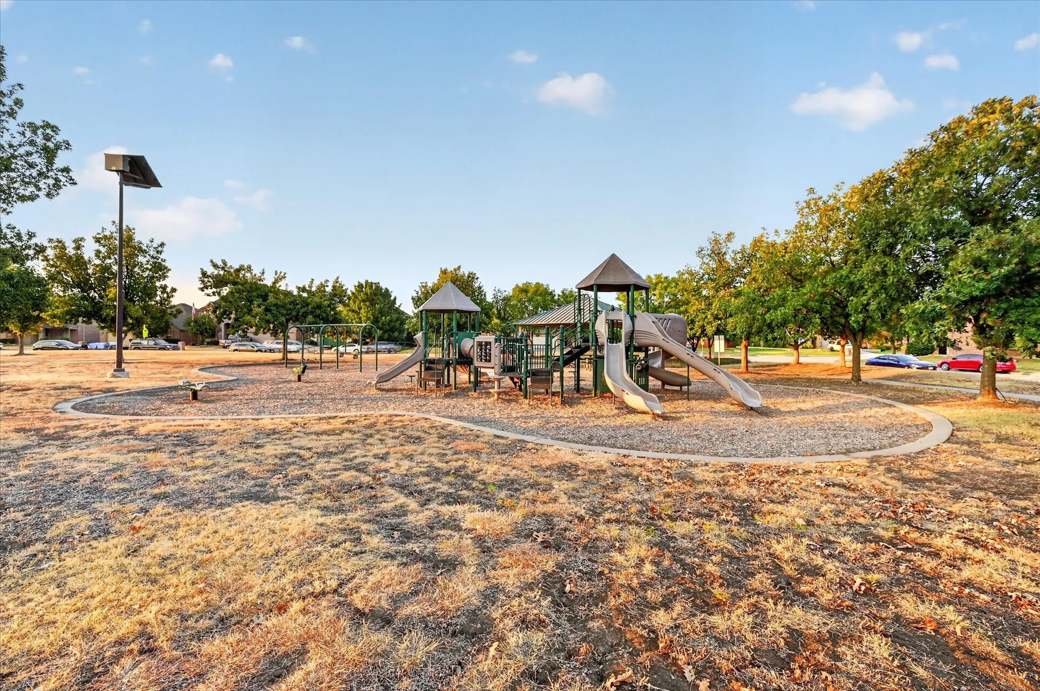 Single Family Residence For Sale in Tarrant County , 1309 Mesa Crest Drive, Fort Worth, Texas 76052, 3 Bedroom, 2 Bathroom, 3 Garage spaces, 2,039 Sqft, built in 2012, mls#21376905, Real Estate Agent in Fort Worth, Homes For Sale in Tarrant county, Homes For Sale in Fort Worth, Realtor in Fort Worth Texas, Real Estate Brokerage Independent Realty Texas, Luminita Cordes Realtor