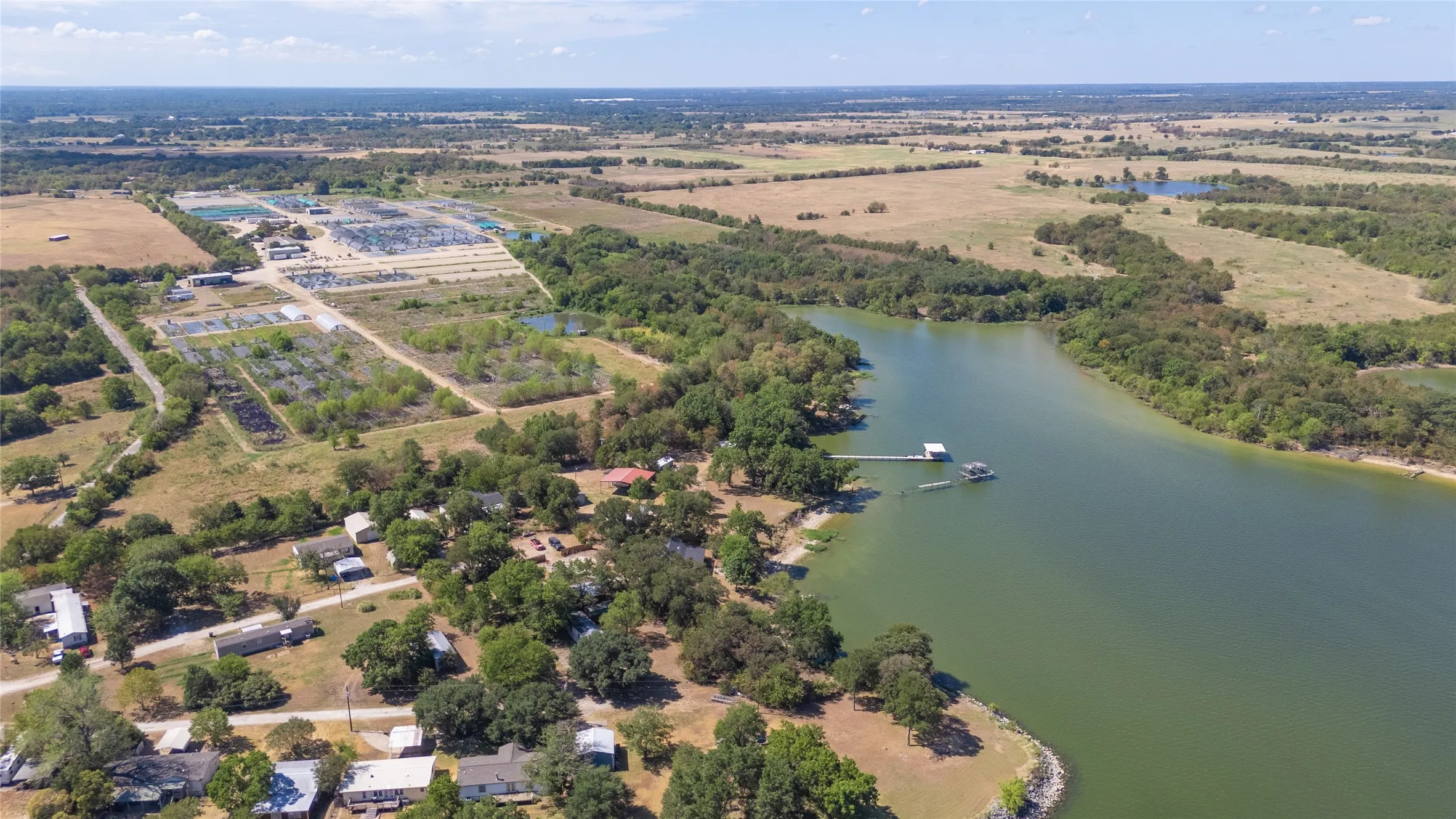 Single Family Residence For Sale in Van Zandt County , 180 Vz County Road 3734, Wills Point, Texas 75169, 2 Bedroom, 2 Bathroom, 2 Garage spaces, 1,094 Sqft, built in 2020, mls#21376936, Real Estate Agent in Wills Point, Homes For Sale in Van Zandt county, Homes For Sale in Wills Point, Realtor in Wills Point Texas, Real Estate Brokerage Independent Realty Texas, Luminita Cordes Realtor