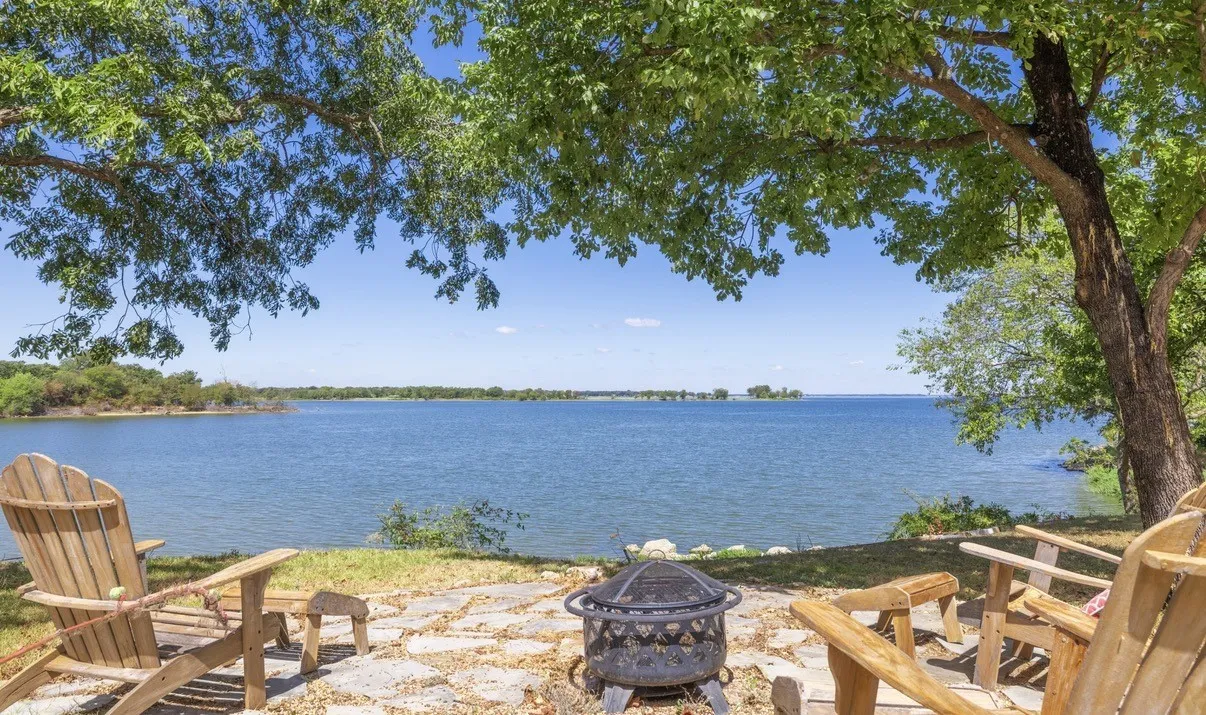 Single Family Residence For Sale in Van Zandt County , 180 Vz County Road 3734, Wills Point, Texas 75169, 2 Bedroom, 2 Bathroom, 2 Garage spaces, 1,094 Sqft, built in 2020, mls#21376936, Real Estate Agent in Wills Point, Homes For Sale in Van Zandt county, Homes For Sale in Wills Point, Realtor in Wills Point Texas, Real Estate Brokerage Independent Realty Texas, Luminita Cordes Realtor