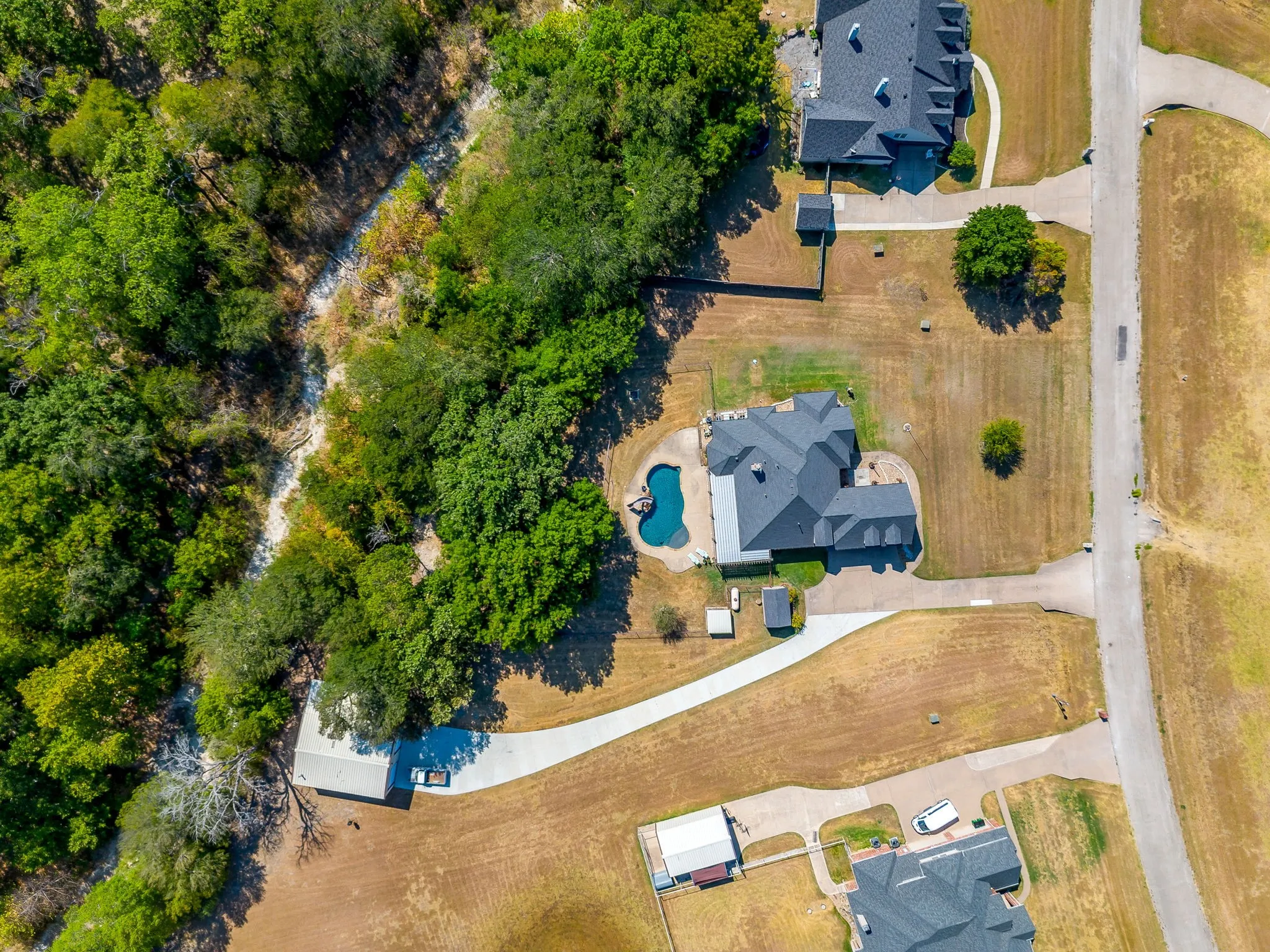 Single Family Residence For Sale in Parker County , 170 S Bear Creek Lane, Cresson, Texas 76035, 5 Bedroom, 3 Bathroom, 3 Garage spaces, 3,363 Sqft, built in 2001, mls#21351348, Real Estate Agent in Cresson, Homes For Sale in Parker county, Homes For Sale in Cresson, Realtor in Cresson Texas, Real Estate Brokerage Independent Realty Texas, Luminita Cordes Realtor