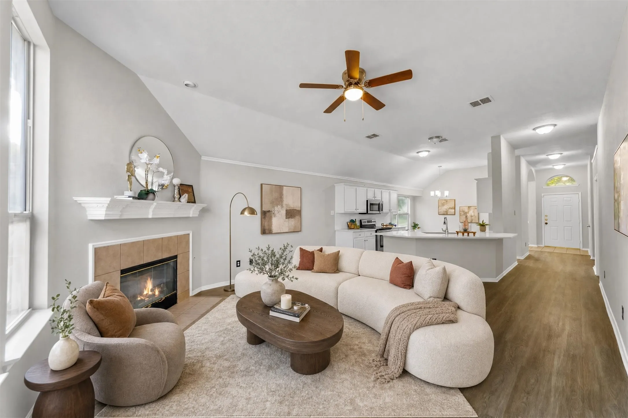 Single Family Residence For Rent in Collin County , 5813 Blue Spruce Lane, Mc Kinney, Texas 75070, 4 Bedroom, 2 Bathroom, 2 Garage spaces, 1,797 Sqft, built in 2000, mls#21376894, Real Estate Agent in Mc Kinney, Homes For Rent in Collin county, Homes For Rent in Mc Kinney, Realtor in Mc Kinney Texas, Real Estate Brokerage Independent Realty Texas, Luminita Cordes Realtor