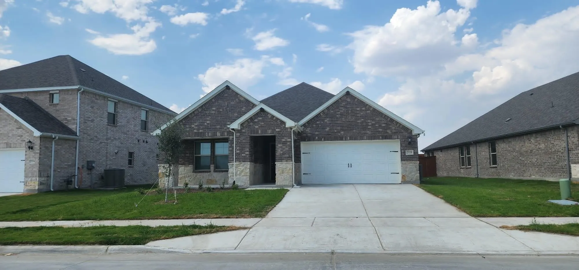Single Family Residence For Rent in Tarrant County , 2320 Volans Drive, Haslet, Texas 76052, 4 Bedroom, 3 Bathroom, 2 Garage spaces, 2,059 Sqft, built in 2023, mls#21376691, Real Estate Agent in Haslet, Homes For Rent in Tarrant county, Homes For Rent in Haslet, Realtor in Haslet Texas, Real Estate Brokerage Independent Realty Texas, Luminita Cordes Realtor