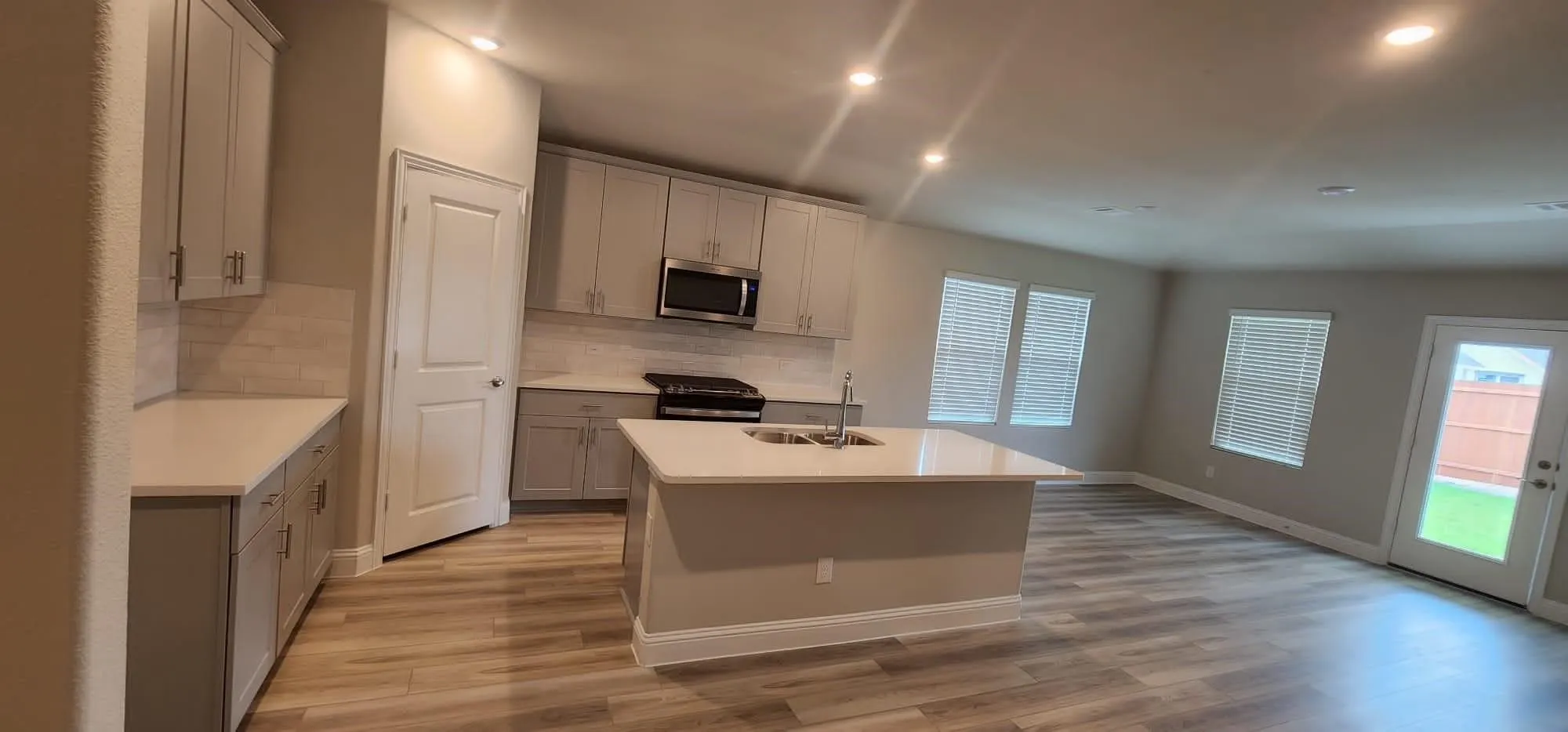 Single Family Residence For Rent in Tarrant County , 2320 Volans Drive, Haslet, Texas 76052, 4 Bedroom, 3 Bathroom, 2 Garage spaces, 2,059 Sqft, built in 2023, mls#21376691, Real Estate Agent in Haslet, Homes For Rent in Tarrant county, Homes For Rent in Haslet, Realtor in Haslet Texas, Real Estate Brokerage Independent Realty Texas, Luminita Cordes Realtor