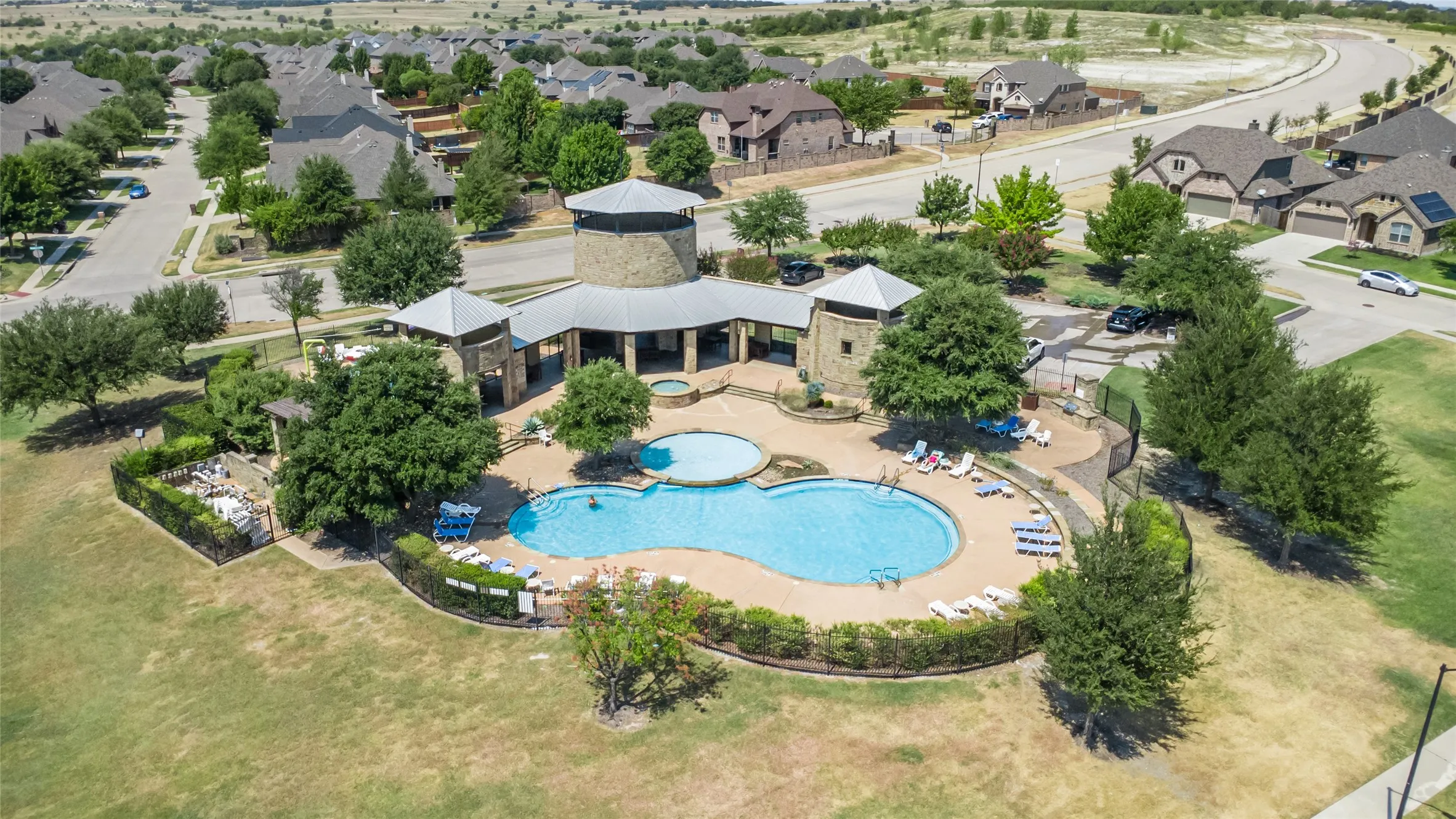 Single Family Residence For Sale in Tarrant County , 11812 Wax Myrtle Trail, Fort Worth, Texas 76108, 4 Bedroom, 2 Bathroom, 1 Garage spaces, 1,949 Sqft, built in 2021, mls#21373107, Real Estate Agent in Fort Worth, Homes For Sale in Tarrant county, Homes For Sale in Fort Worth, Realtor in Fort Worth Texas, Real Estate Brokerage Independent Realty Texas, Luminita Cordes Realtor