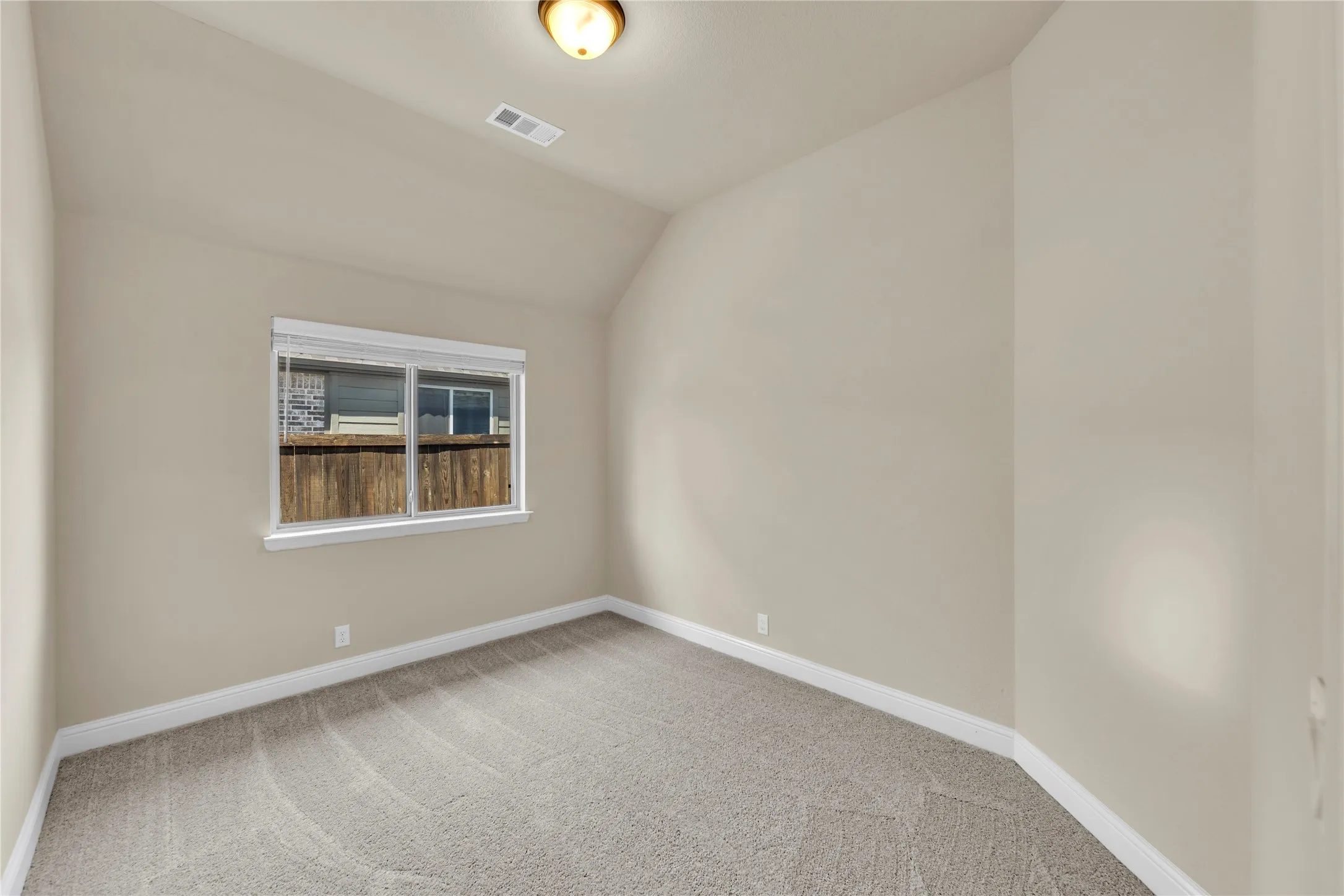 Single Family Residence For Sale in Tarrant County , 11812 Wax Myrtle Trail, Fort Worth, Texas 76108, 4 Bedroom, 2 Bathroom, 1 Garage spaces, 1,949 Sqft, built in 2021, mls#21373107, Real Estate Agent in Fort Worth, Homes For Sale in Tarrant county, Homes For Sale in Fort Worth, Realtor in Fort Worth Texas, Real Estate Brokerage Independent Realty Texas, Luminita Cordes Realtor