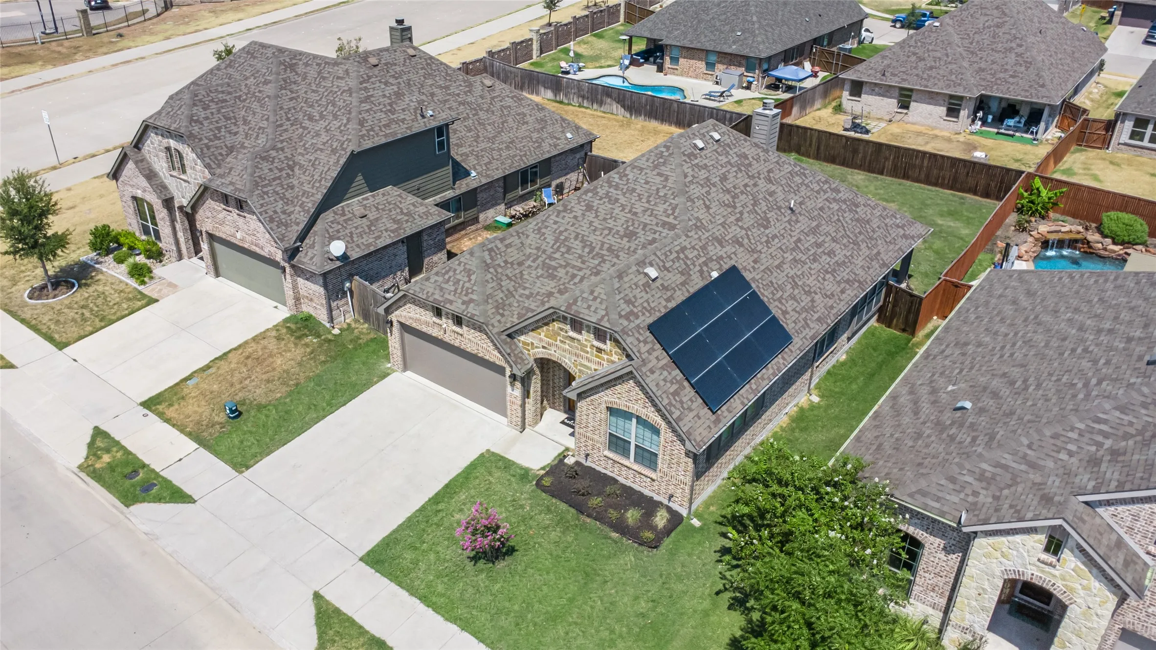 Single Family Residence For Sale in Tarrant County , 11812 Wax Myrtle Trail, Fort Worth, Texas 76108, 4 Bedroom, 2 Bathroom, 1 Garage spaces, 1,949 Sqft, built in 2021, mls#21373107, Real Estate Agent in Fort Worth, Homes For Sale in Tarrant county, Homes For Sale in Fort Worth, Realtor in Fort Worth Texas, Real Estate Brokerage Independent Realty Texas, Luminita Cordes Realtor
