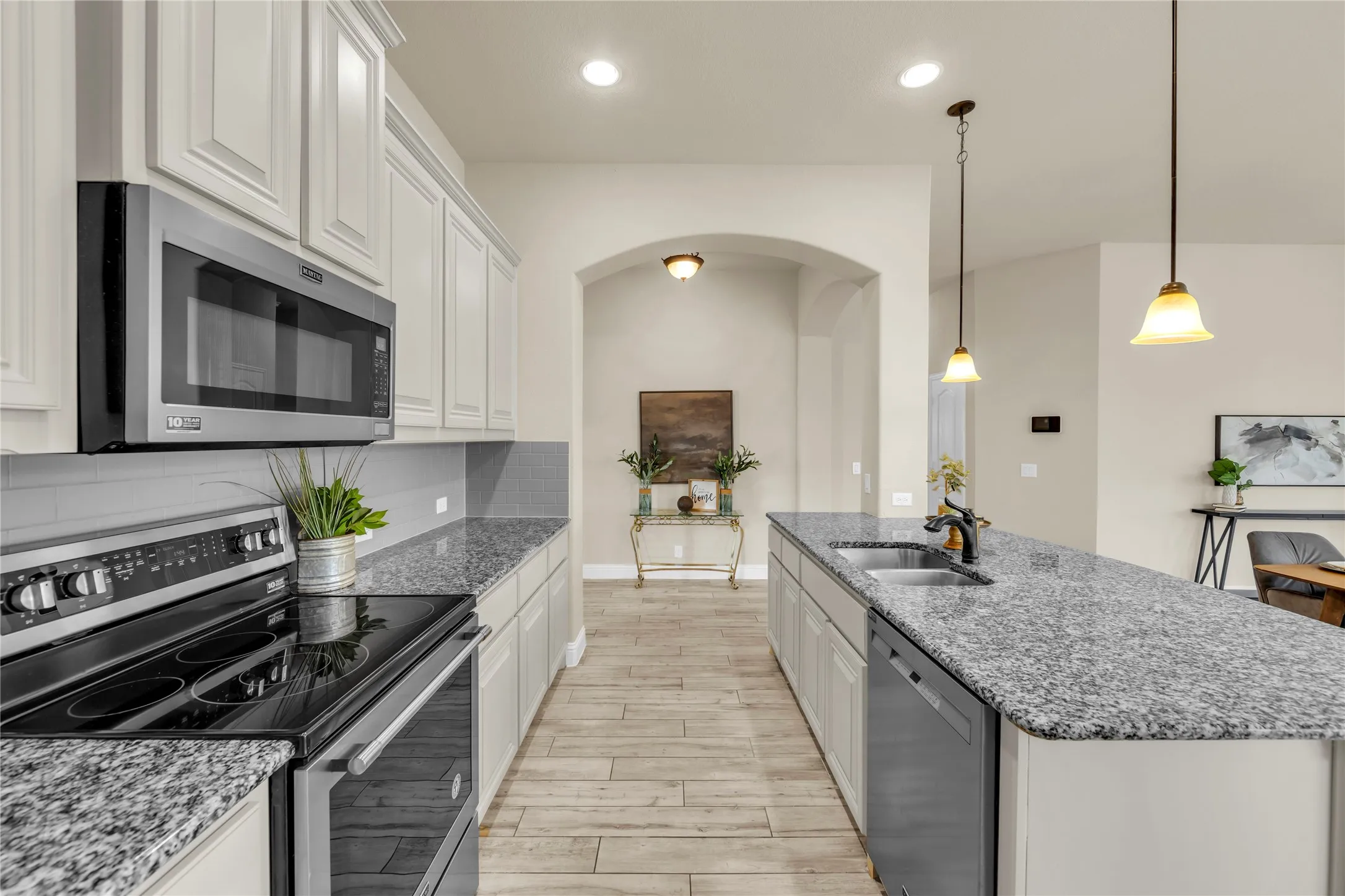 Single Family Residence For Sale in Tarrant County , 11812 Wax Myrtle Trail, Fort Worth, Texas 76108, 4 Bedroom, 2 Bathroom, 1 Garage spaces, 1,949 Sqft, built in 2021, mls#21373107, Real Estate Agent in Fort Worth, Homes For Sale in Tarrant county, Homes For Sale in Fort Worth, Realtor in Fort Worth Texas, Real Estate Brokerage Independent Realty Texas, Luminita Cordes Realtor
