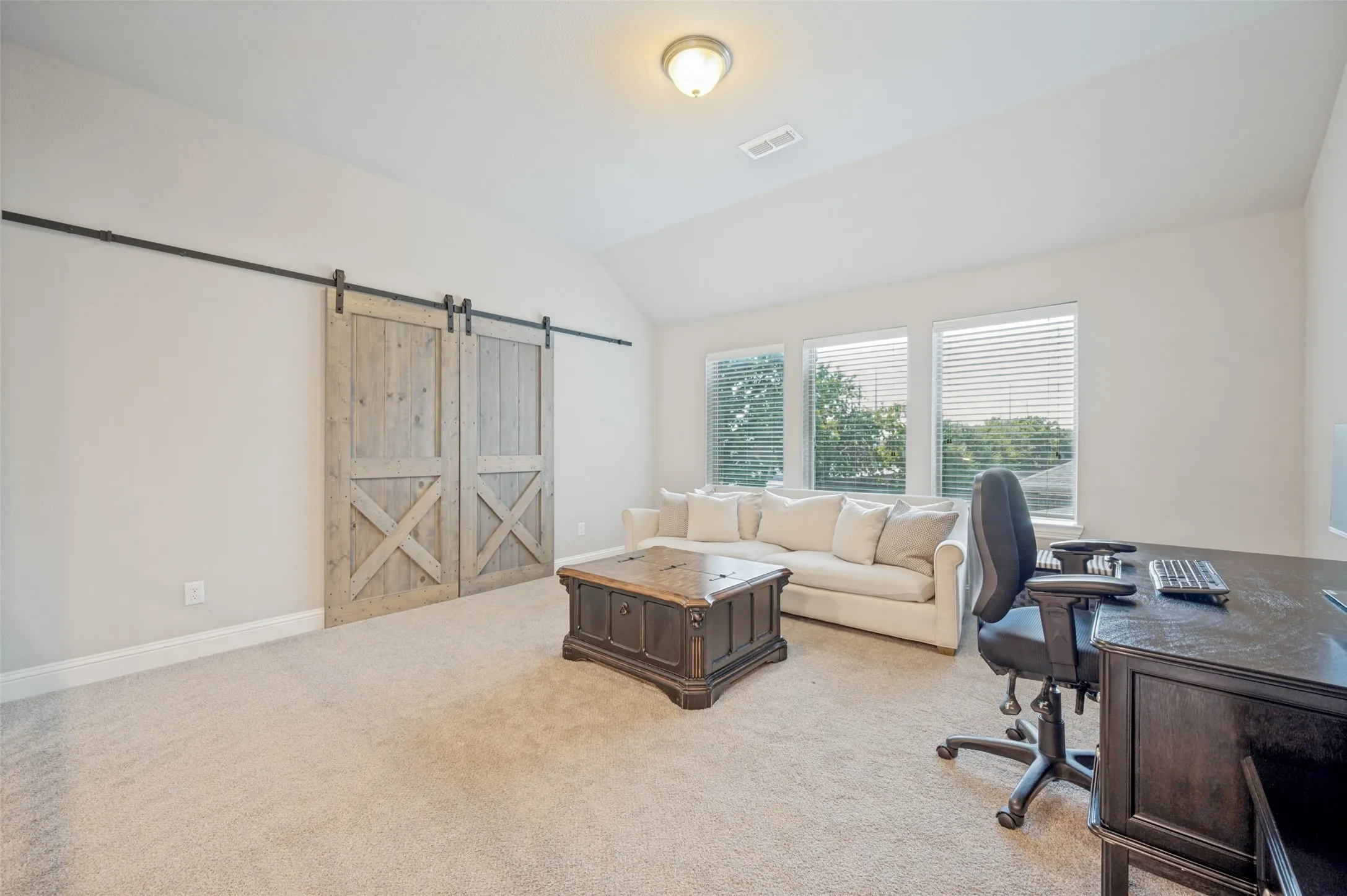 Single Family Residence For Sale in Denton County , 808 Nathanael Greene Court, Aubrey, Texas 76227, 4 Bedroom, 3 Bathroom, 2 Garage spaces, 2,872 Sqft, built in 2016, mls#21374959, Real Estate Agent in Aubrey, Homes For Sale in Denton county, Homes For Sale in Aubrey, Realtor in Aubrey Texas, Real Estate Brokerage Independent Realty Texas, Luminita Cordes Realtor
