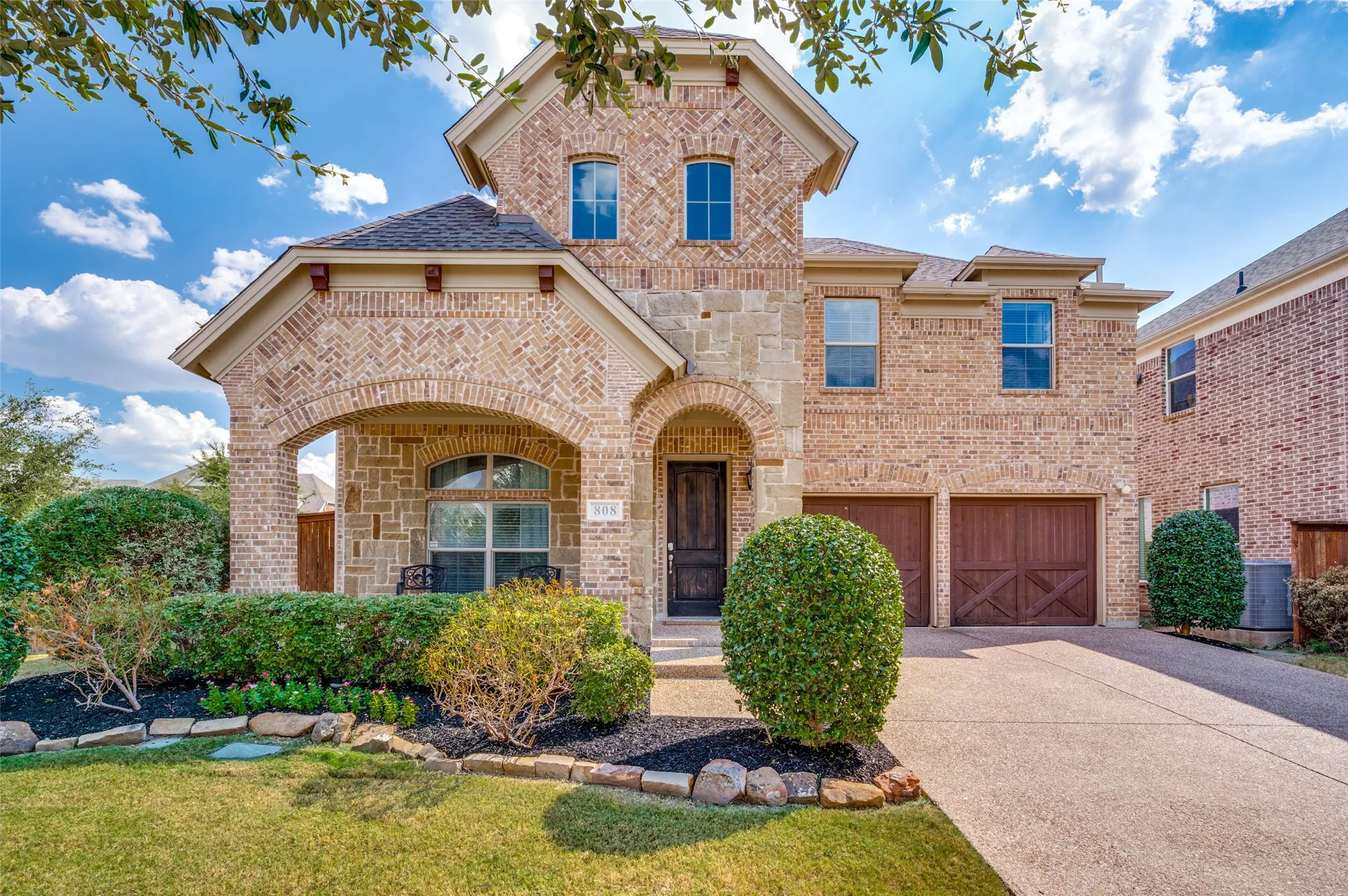 Single Family Residence For Sale in Denton County , 808 Nathanael Greene Court, Aubrey, Texas 76227, 4 Bedroom, 3 Bathroom, 2 Garage spaces, 2,872 Sqft, built in 2016, mls#21374959, Real Estate Agent in Aubrey, Homes For Sale in Denton county, Homes For Sale in Aubrey, Realtor in Aubrey Texas, Real Estate Brokerage Independent Realty Texas, Luminita Cordes Realtor