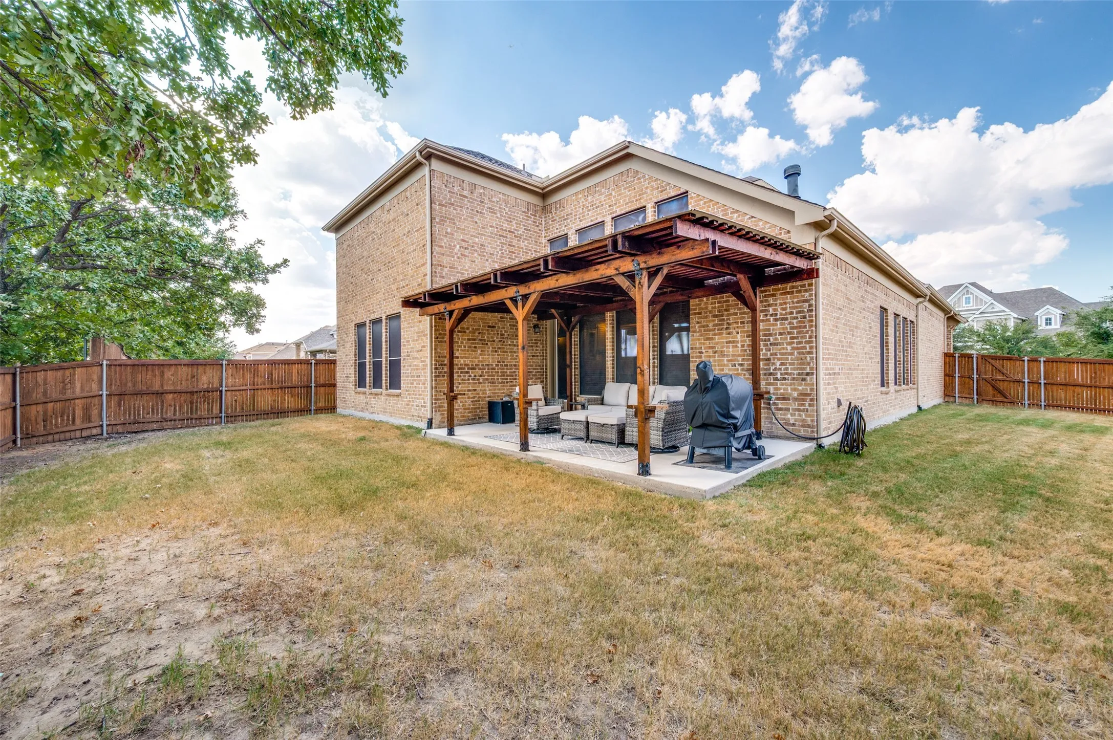 Single Family Residence For Sale in Denton County , 808 Nathanael Greene Court, Aubrey, Texas 76227, 4 Bedroom, 3 Bathroom, 2 Garage spaces, 2,872 Sqft, built in 2016, mls#21374959, Real Estate Agent in Aubrey, Homes For Sale in Denton county, Homes For Sale in Aubrey, Realtor in Aubrey Texas, Real Estate Brokerage Independent Realty Texas, Luminita Cordes Realtor